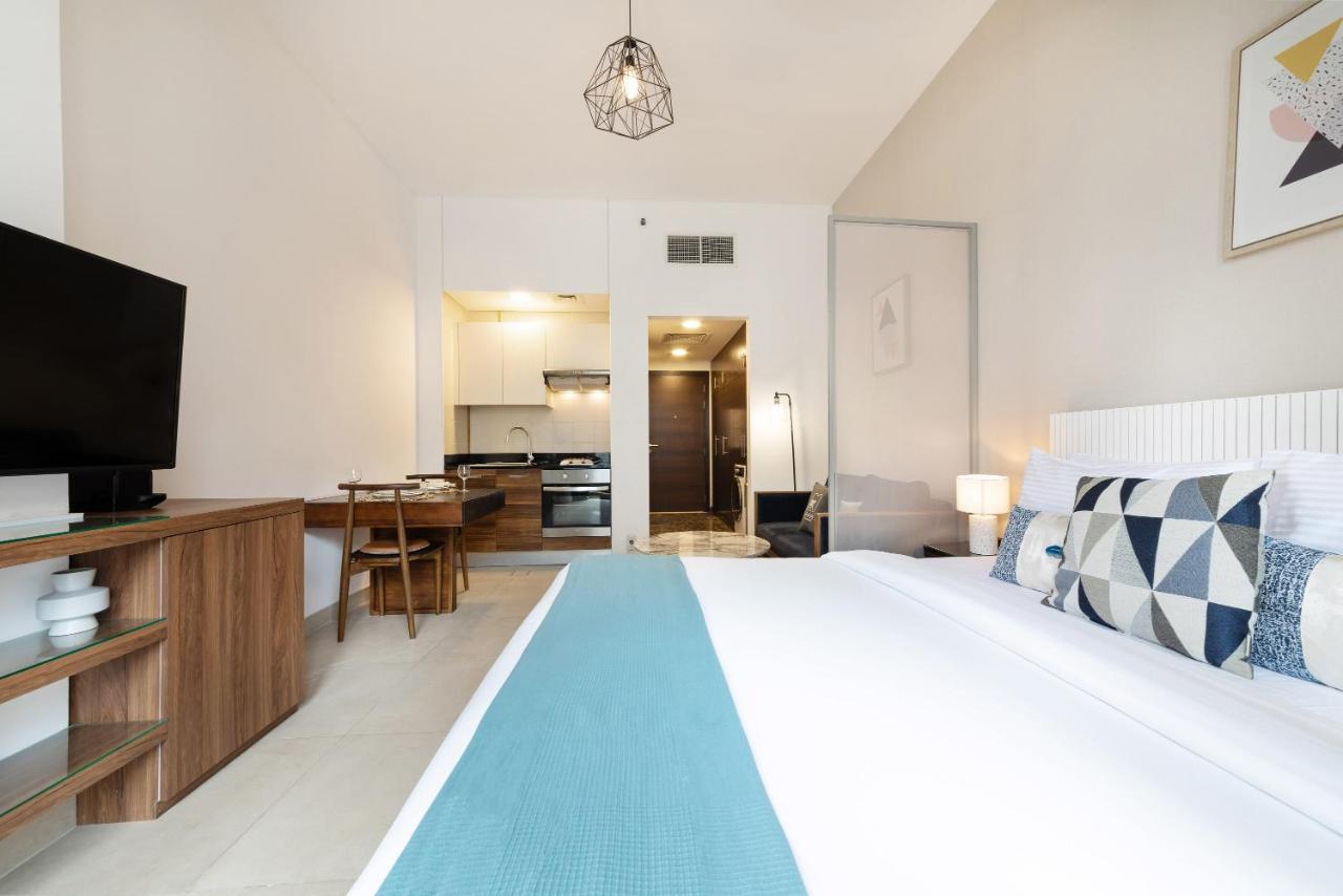 Maison Privee - Premium Apt In Sparkle Towers Next To Jbr Beach With Amazing Facilities Dubai