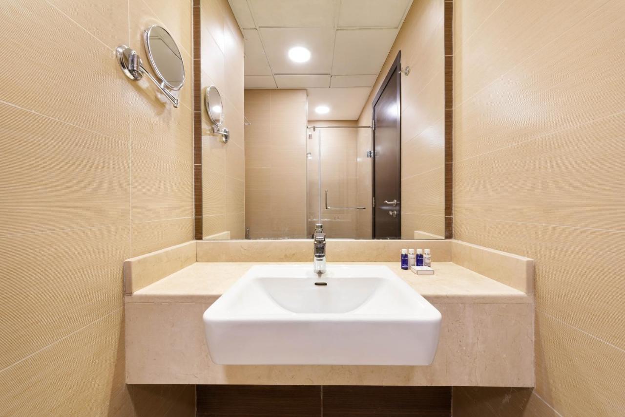 Apartment Maison Privee - Premium Apt In Sparkle Towers Next To Jbr Beach With Amazing Facilities Dubai