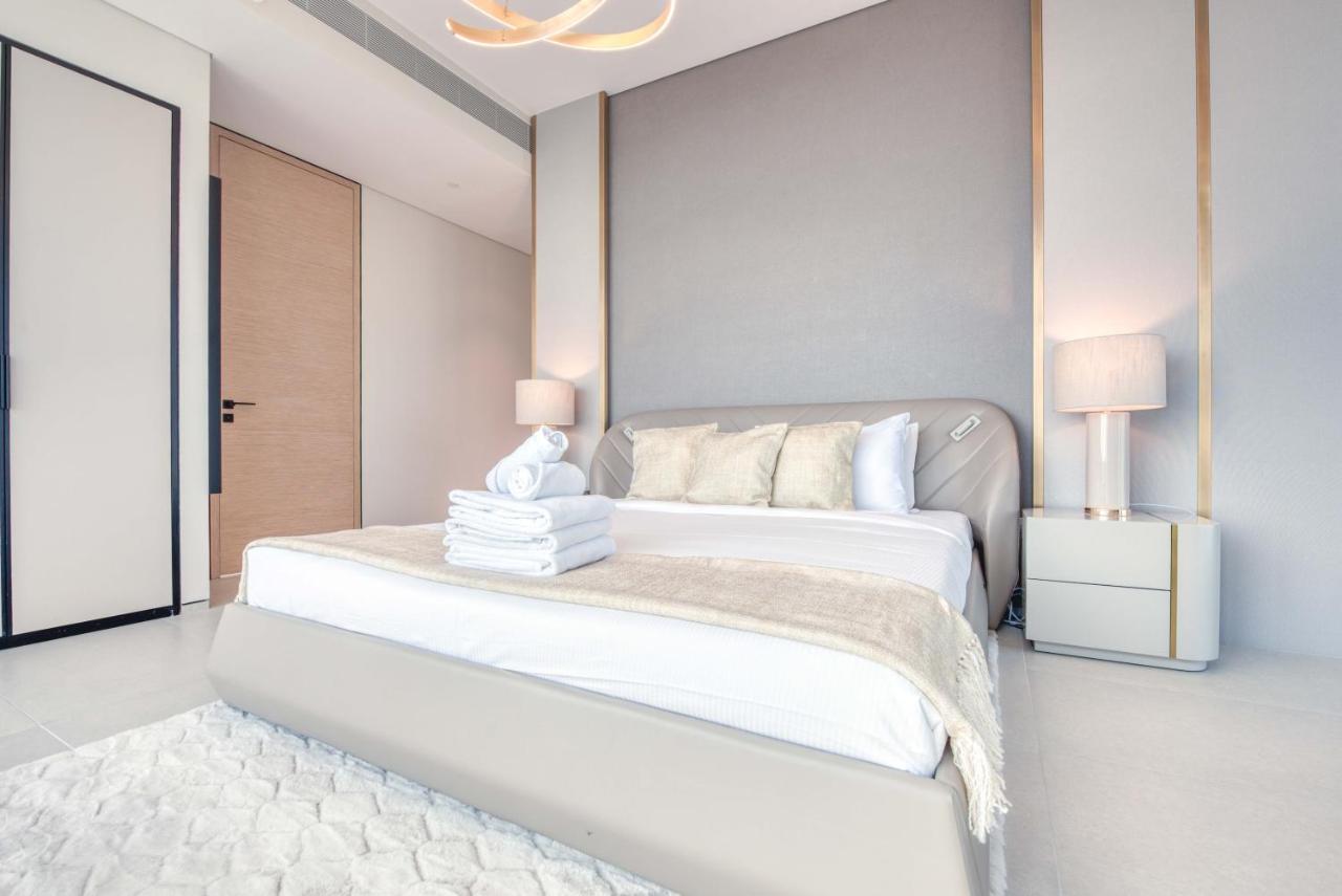 Apartment Maison Privee - Exclusive 4br And Maid Beachfront W Front-row Sea Views At Address Jbr Dubai