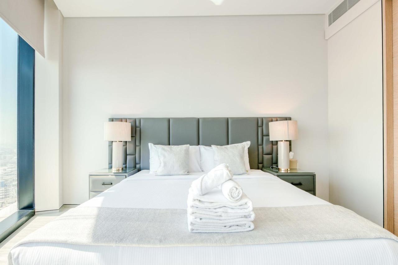 Maison Privee - Exclusive 4br And Maid Beachfront W Front-row Sea Views At Address Jbr Apartment