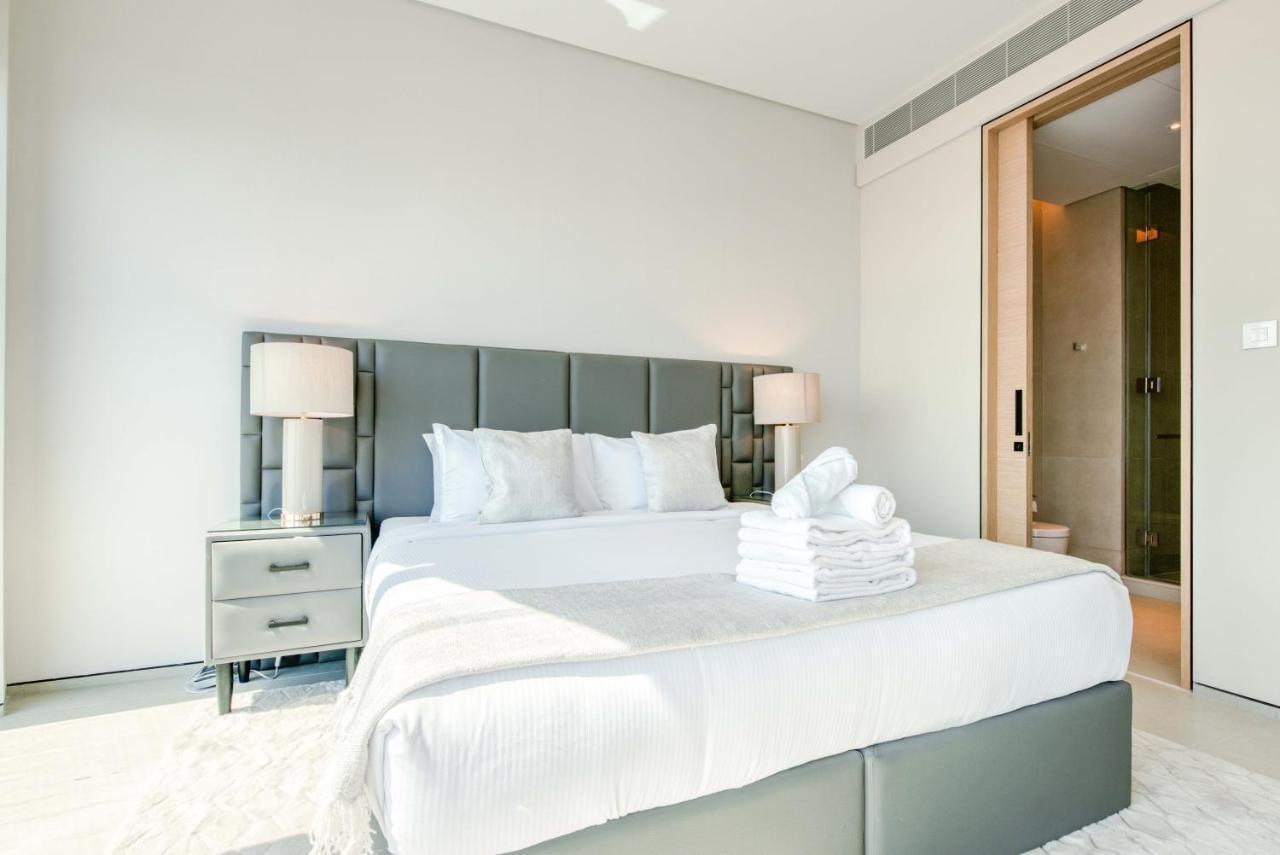 Apartment Maison Privee - Exclusive 4br And Maid Beachfront W Front-row Sea Views At Address Jbr Dubai