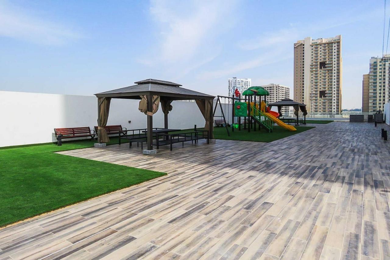 Guest house Oyo 860 Studio Apartment, Maya Tower 4, Jumeirah Village Triangle