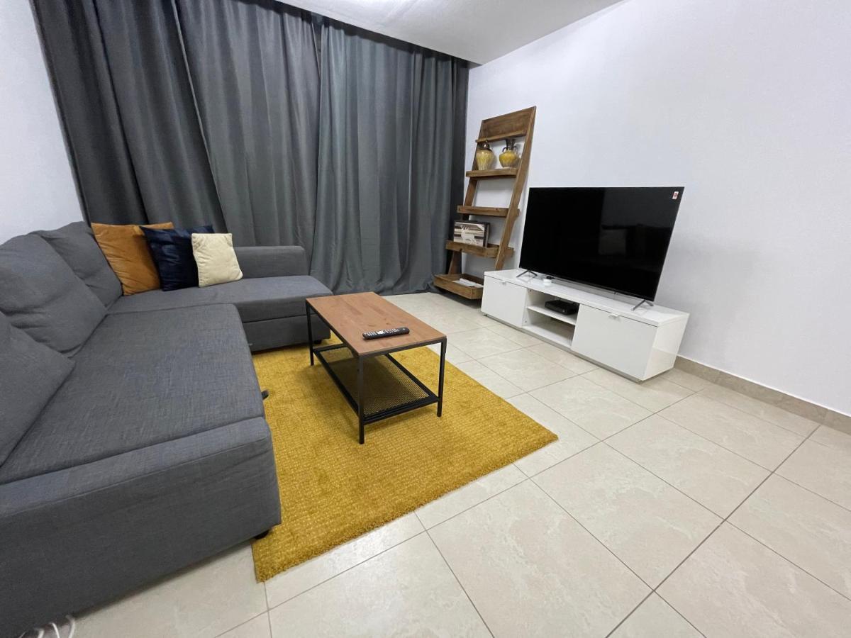 Apartment Metro Premium Location Lovely 2 Bedroom In Jlt Dubai