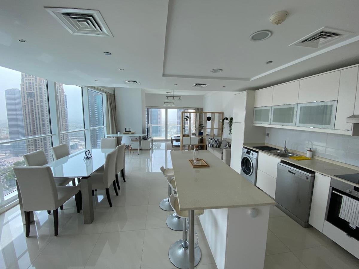 Apartment One Bedroom With Pool & Gym Near Marina