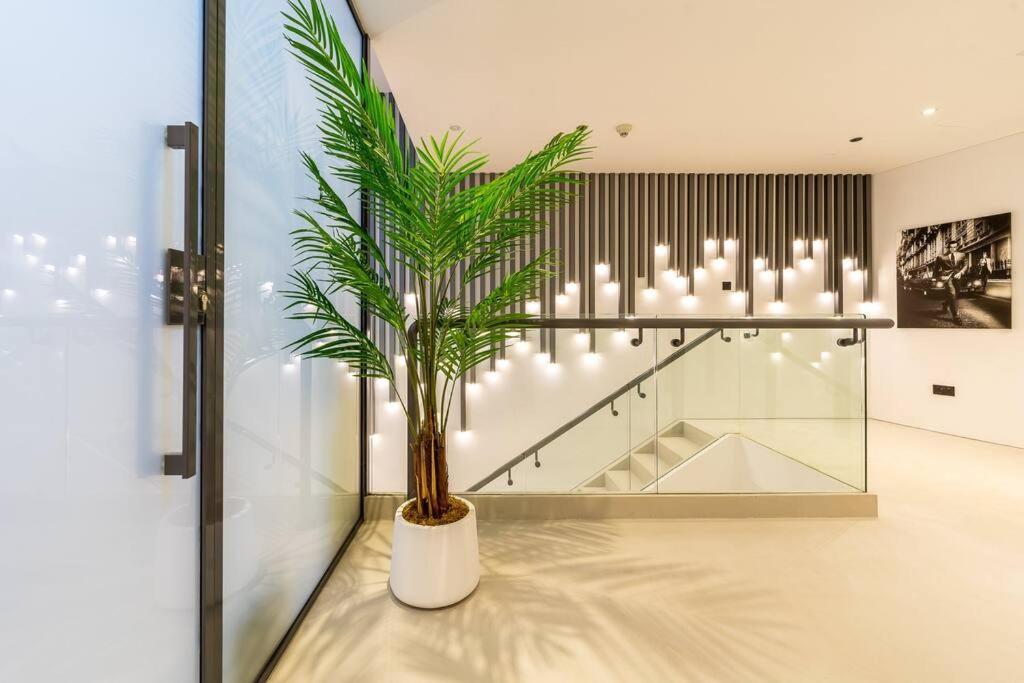 Apartment Cayan Old Dubai