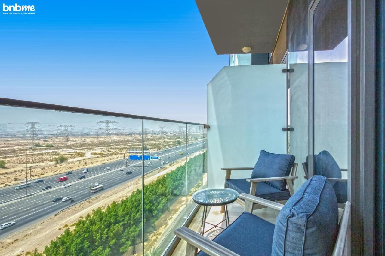 Bnbme - Bloom Towers Dubai