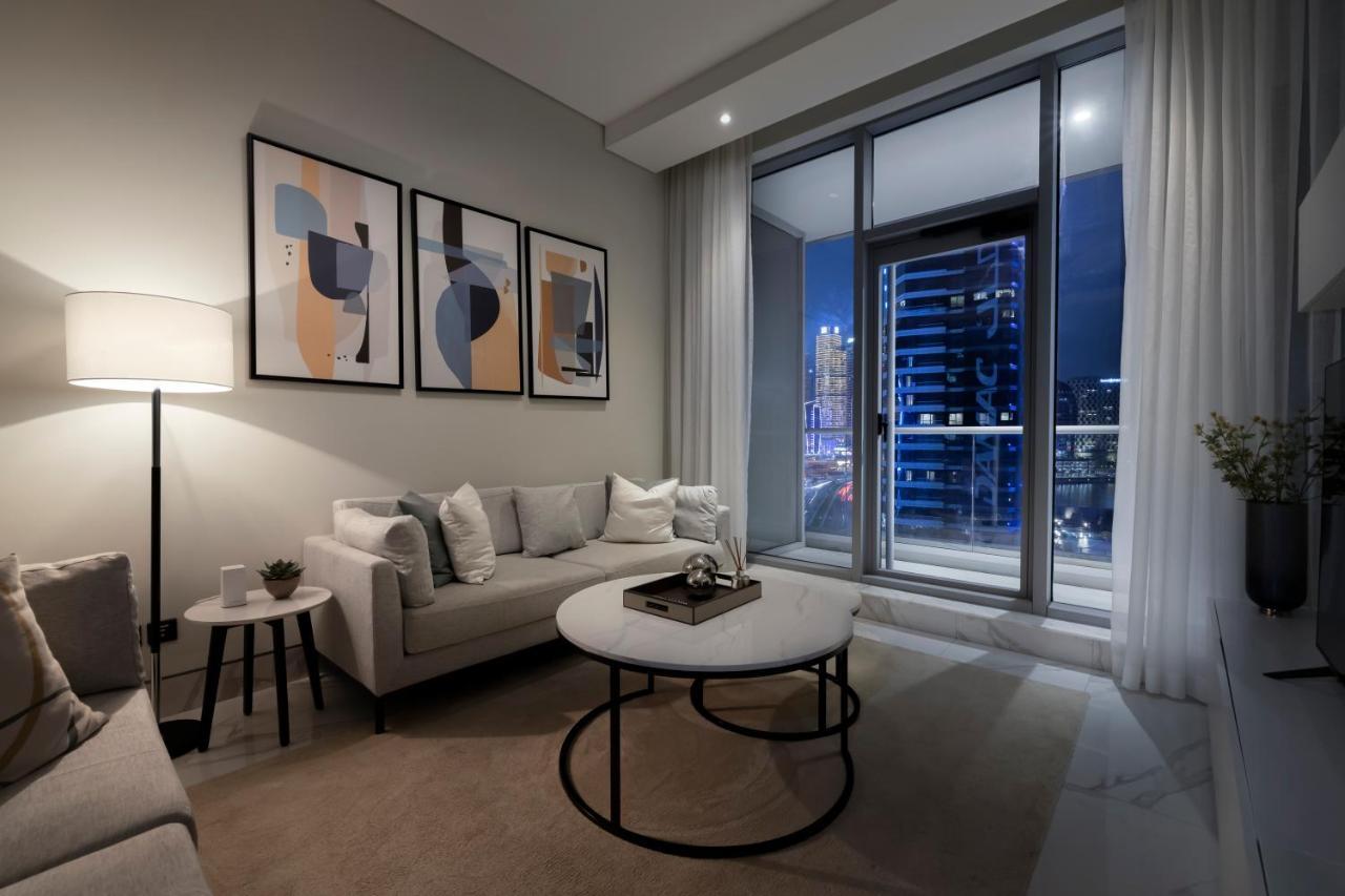 Apartment Unlock J One Downtown *