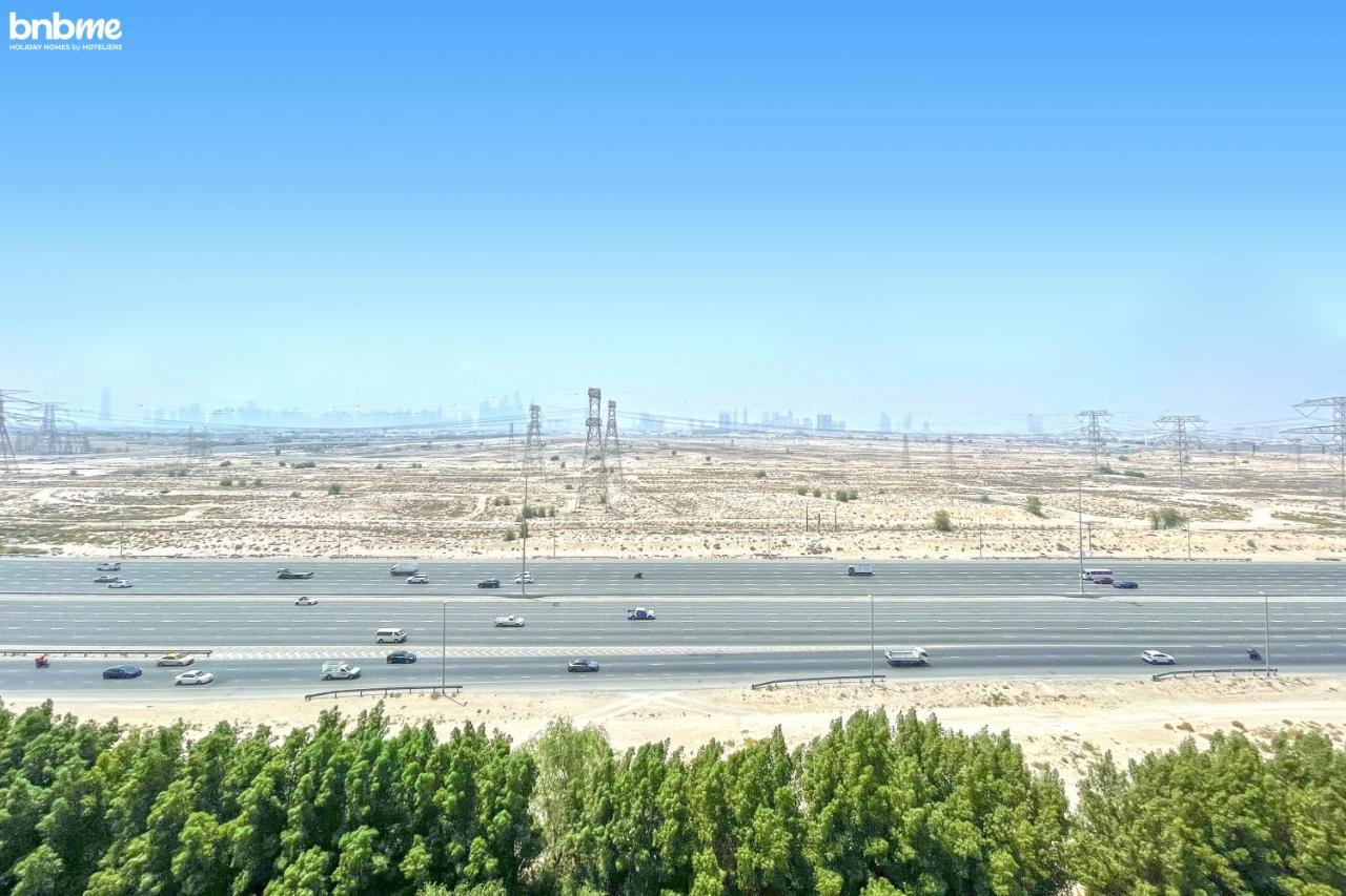 Bnbme - Bloom Towers Dubai