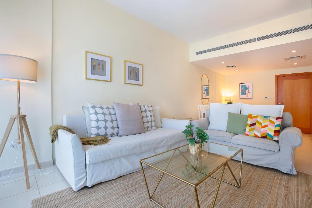 Koala & Tree - Luxurious 1br In The Greens, Stays Up To 4 !! *