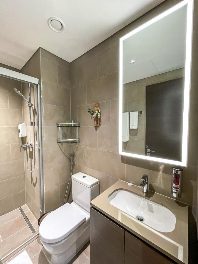 By Latinem Luxury 2br Cv B2513 Near Burj Khalifa