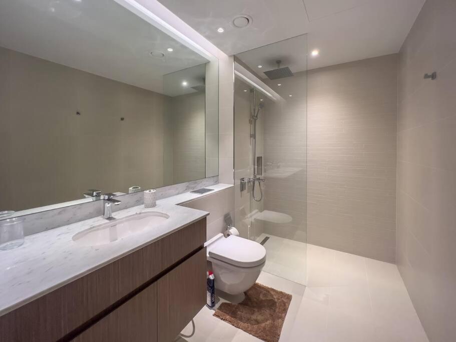 Lovely 2-bedroom Vacation Near Holiday home Dubai