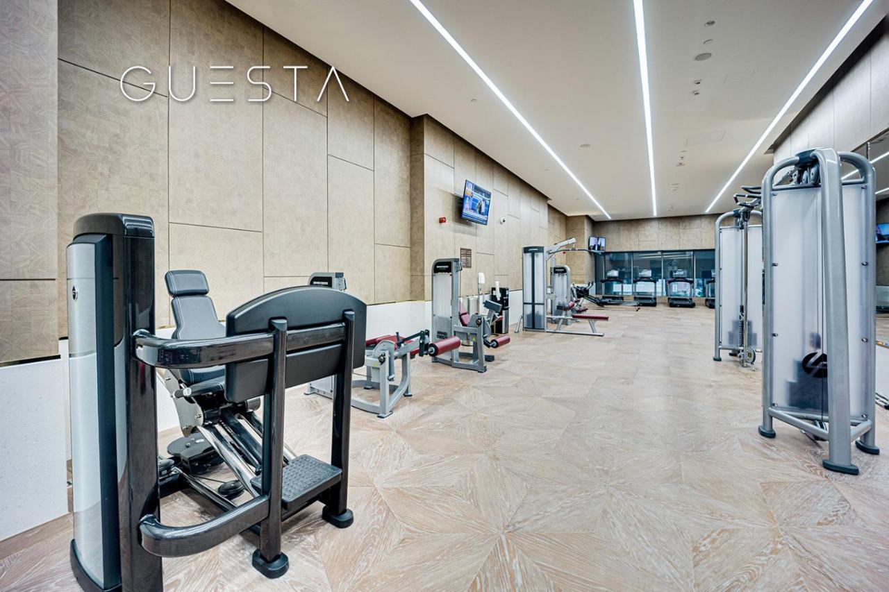 The Palm Tower, Nakheel Mall, Palm Jumeirah
