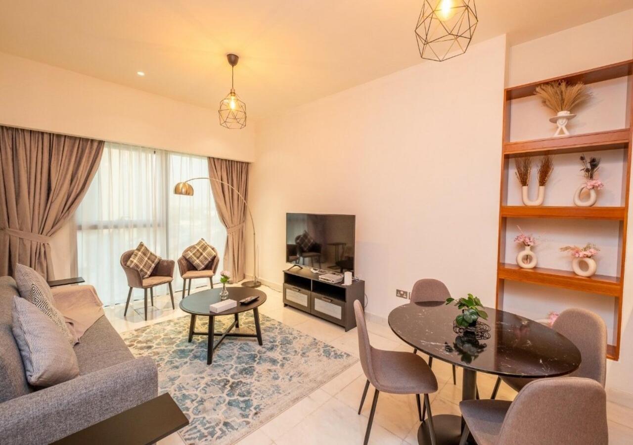Hometown - Cosy 1 Bedroom With Brand New Furniture In Difc