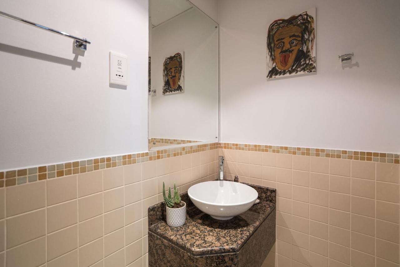 Higuests - Artistic Waterfront Apt, Perfect For Lovers *