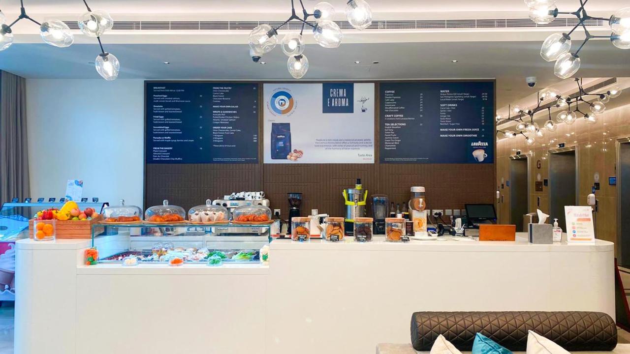 Novotel Dubai Gold District Hotel 4*
