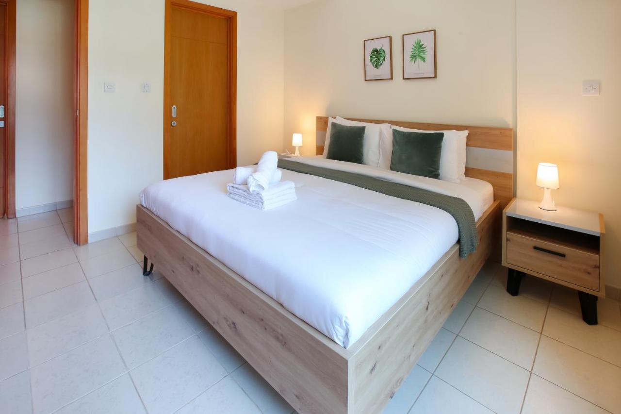 Koala & Tree - Luxurious 1br In The Greens, Stays Up To 4 !! Apartment Dubai