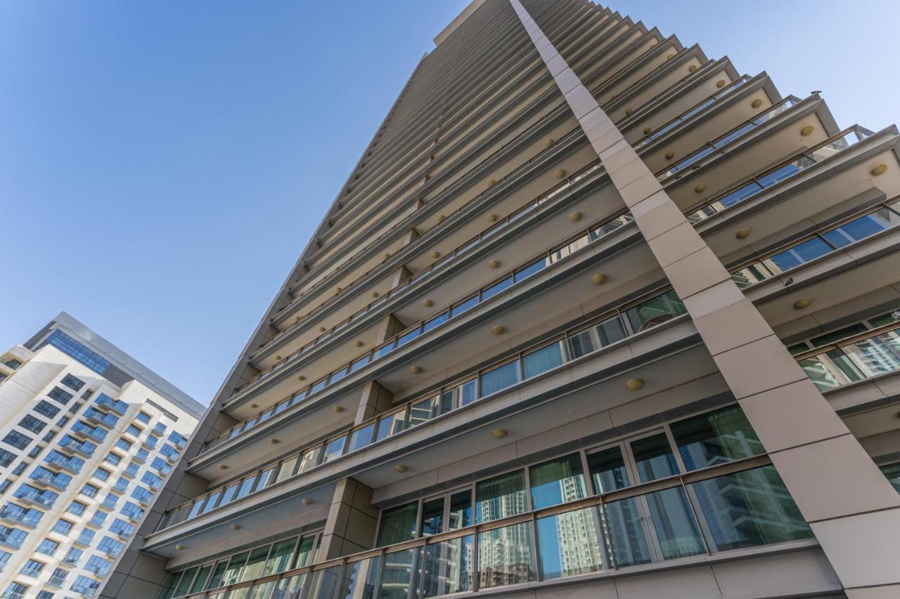 Higuests - Royal 2br With Balcony Near Burj Khalifa Apartment