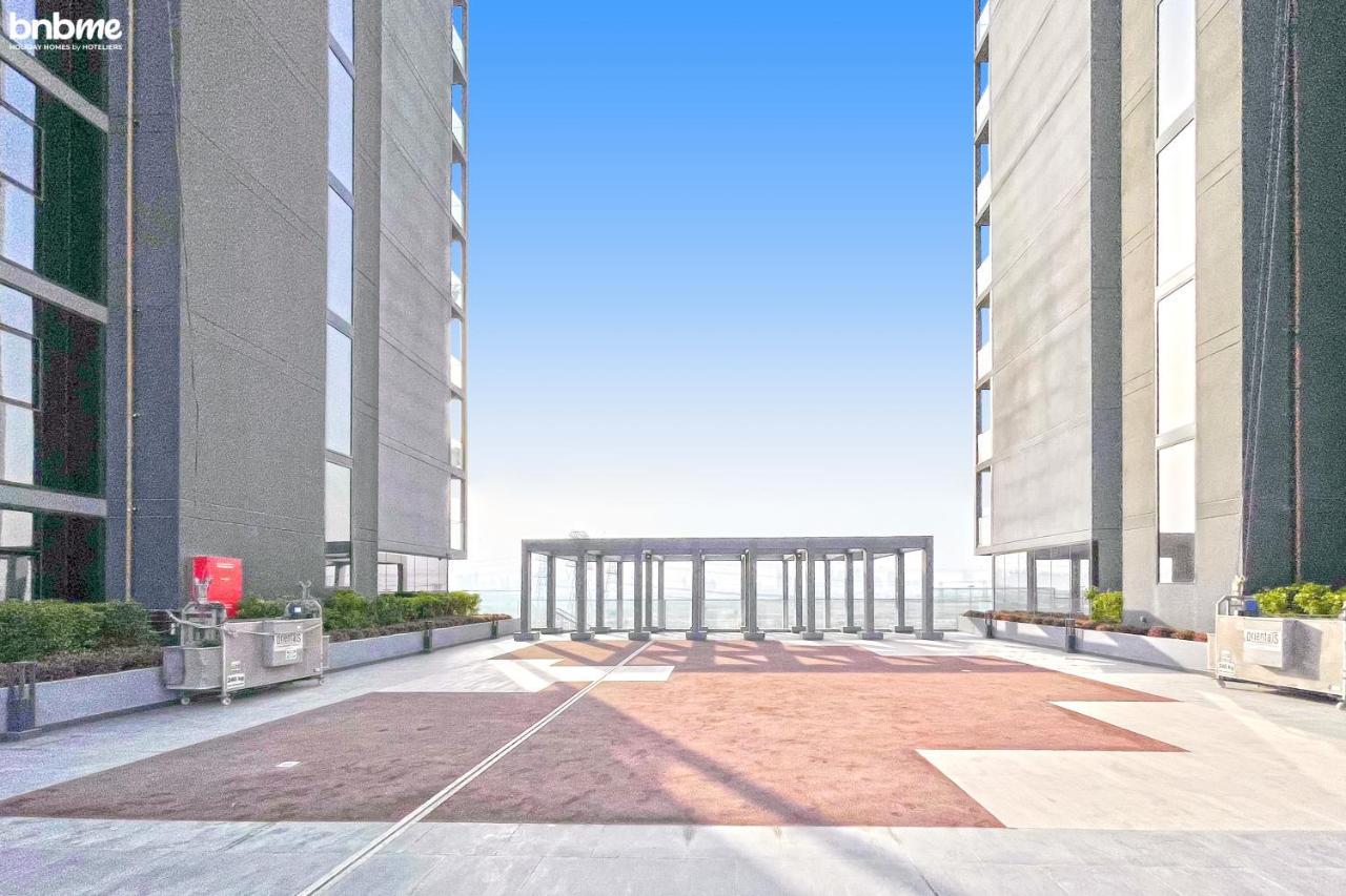 Bnbme - Bloom Towers Dubai