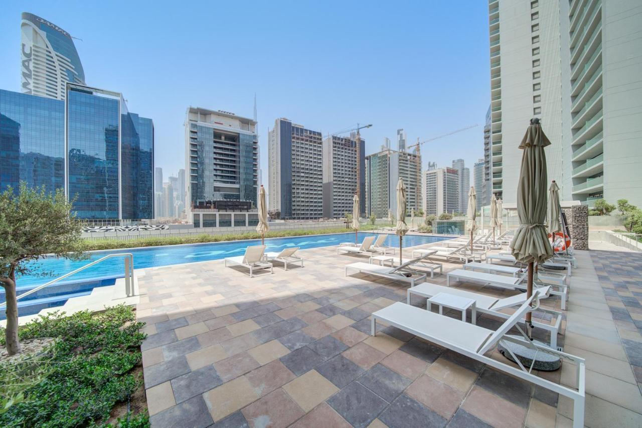 Elegant & Premium 1bd W Burj Khalifa View! Apartment Dubai