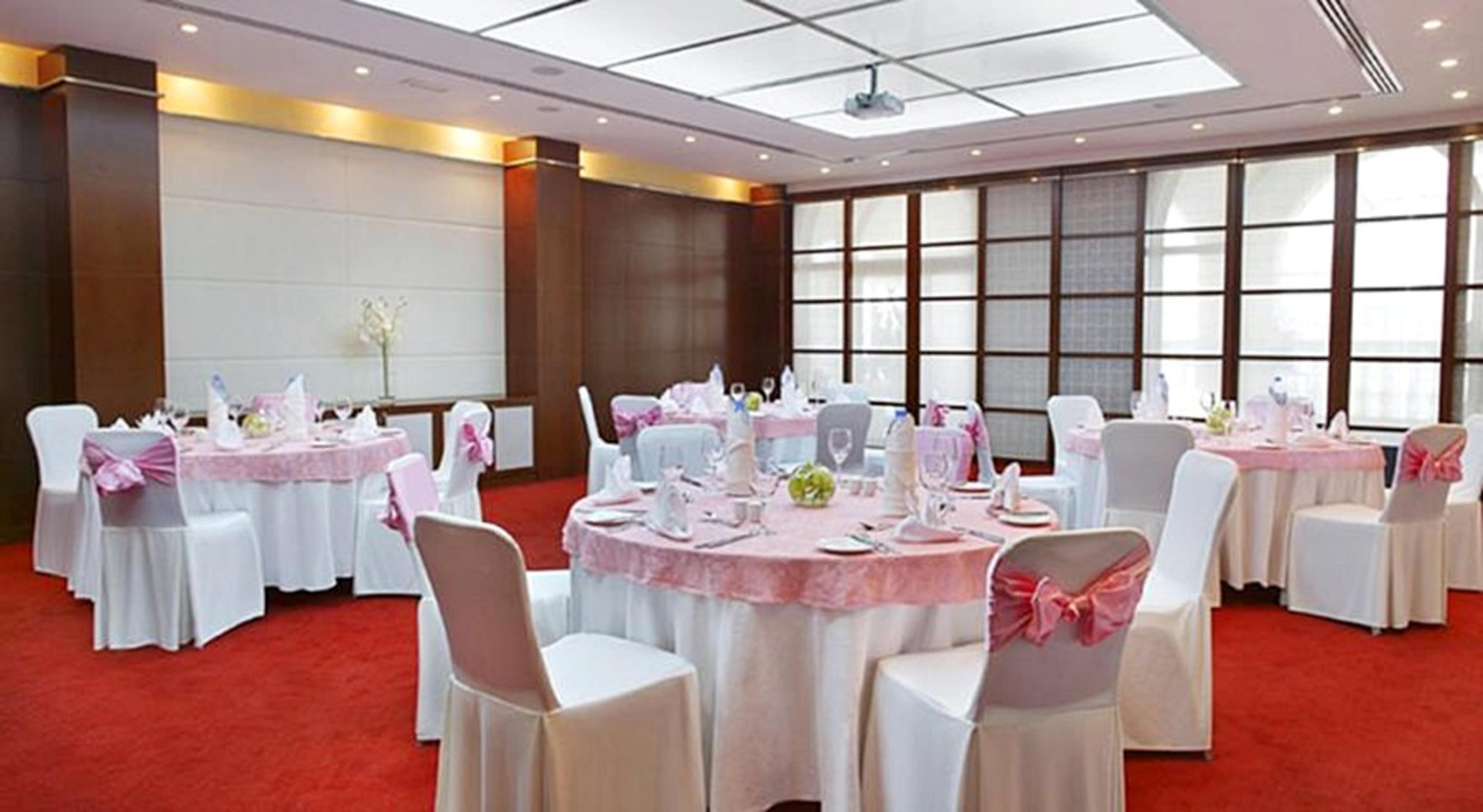 Rotana 4* Dubai