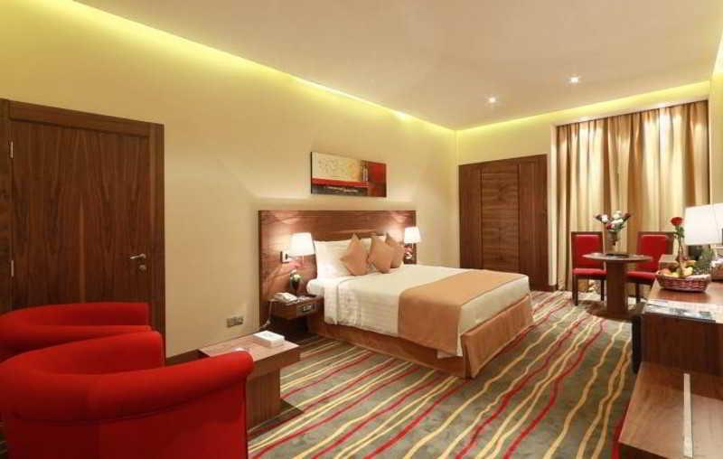 Hotel Al Khaleej Plaza 4*