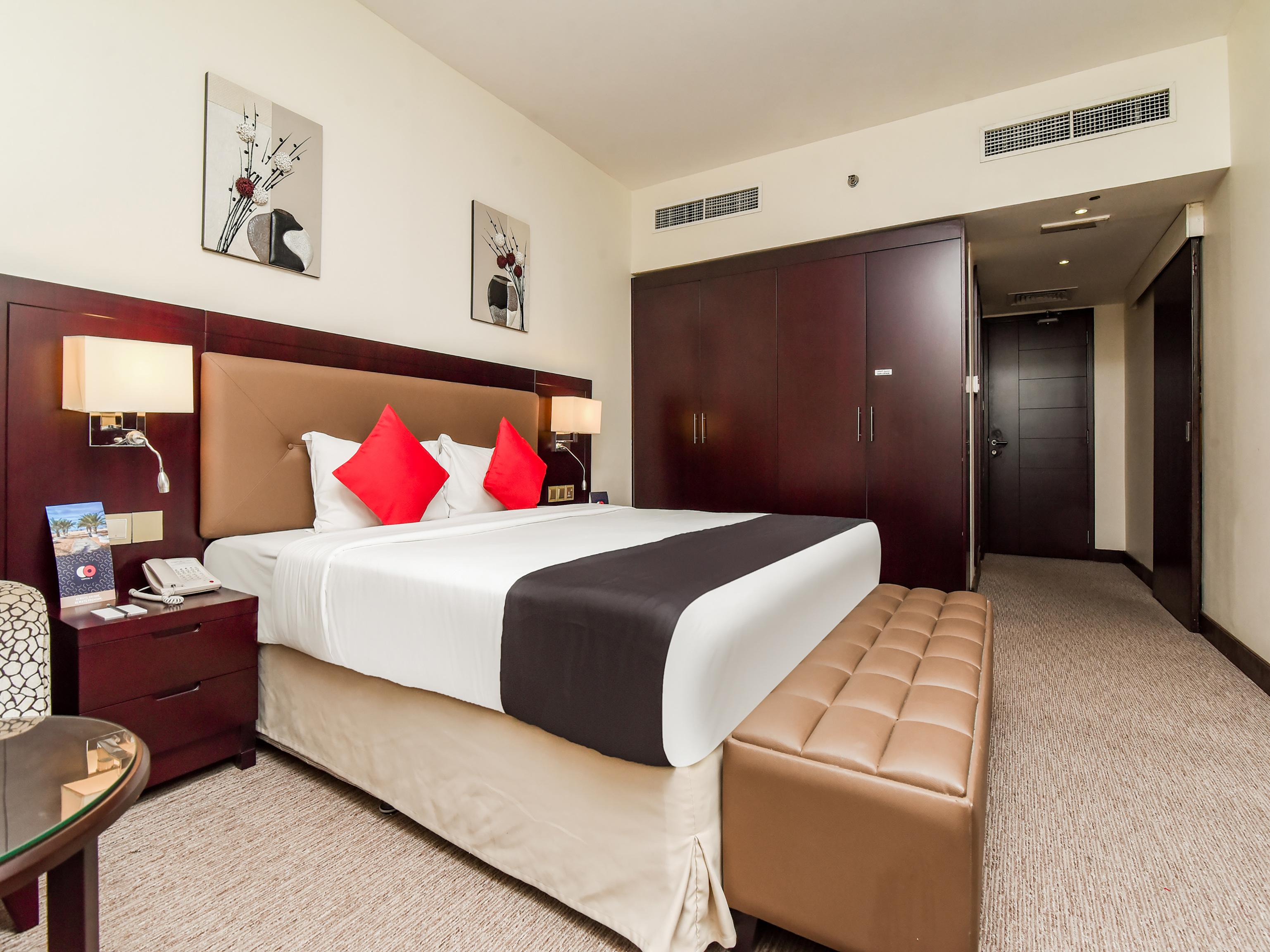 Landmark Summit 4* Dubai