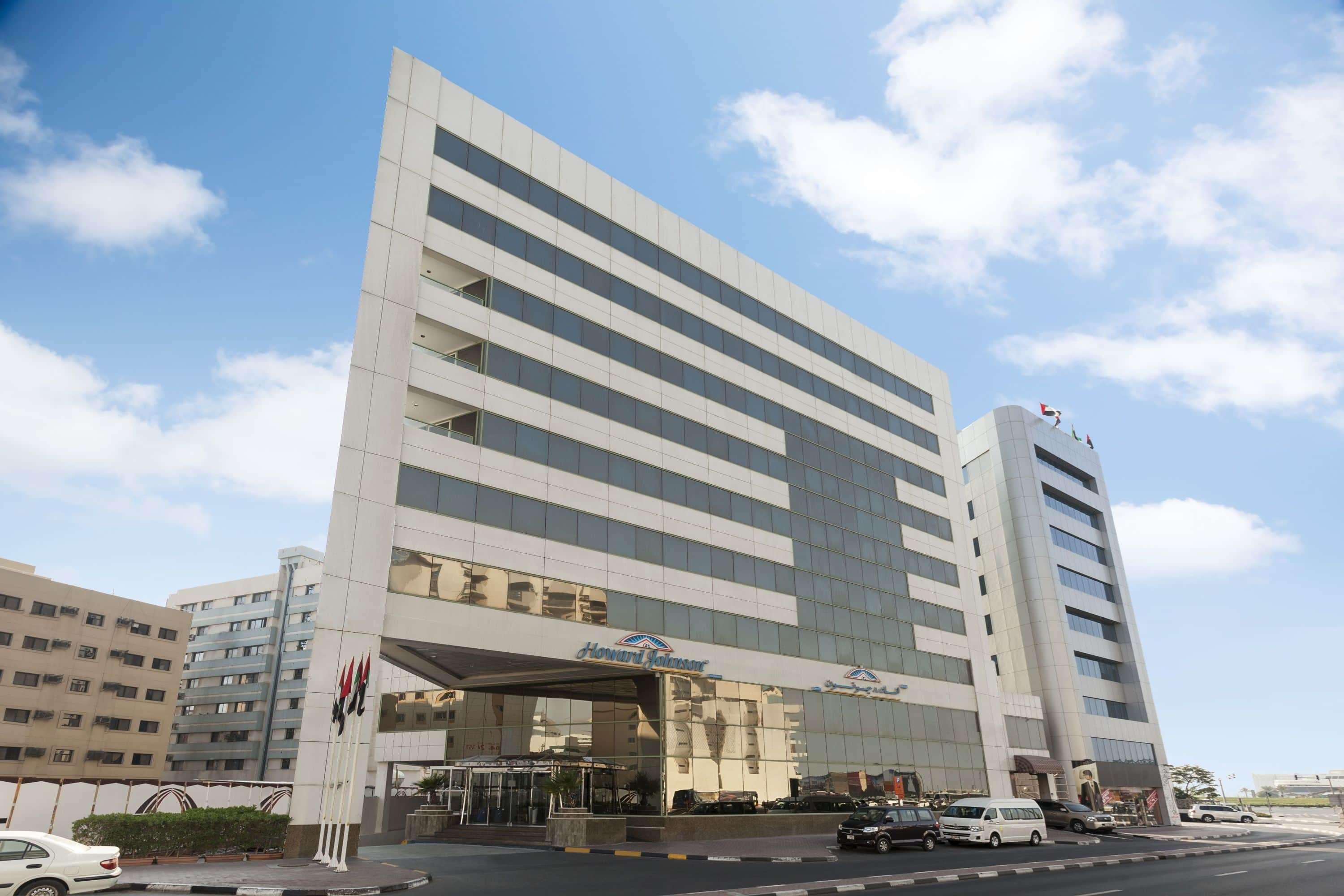 Hotel Howard Johnson Bur 3*