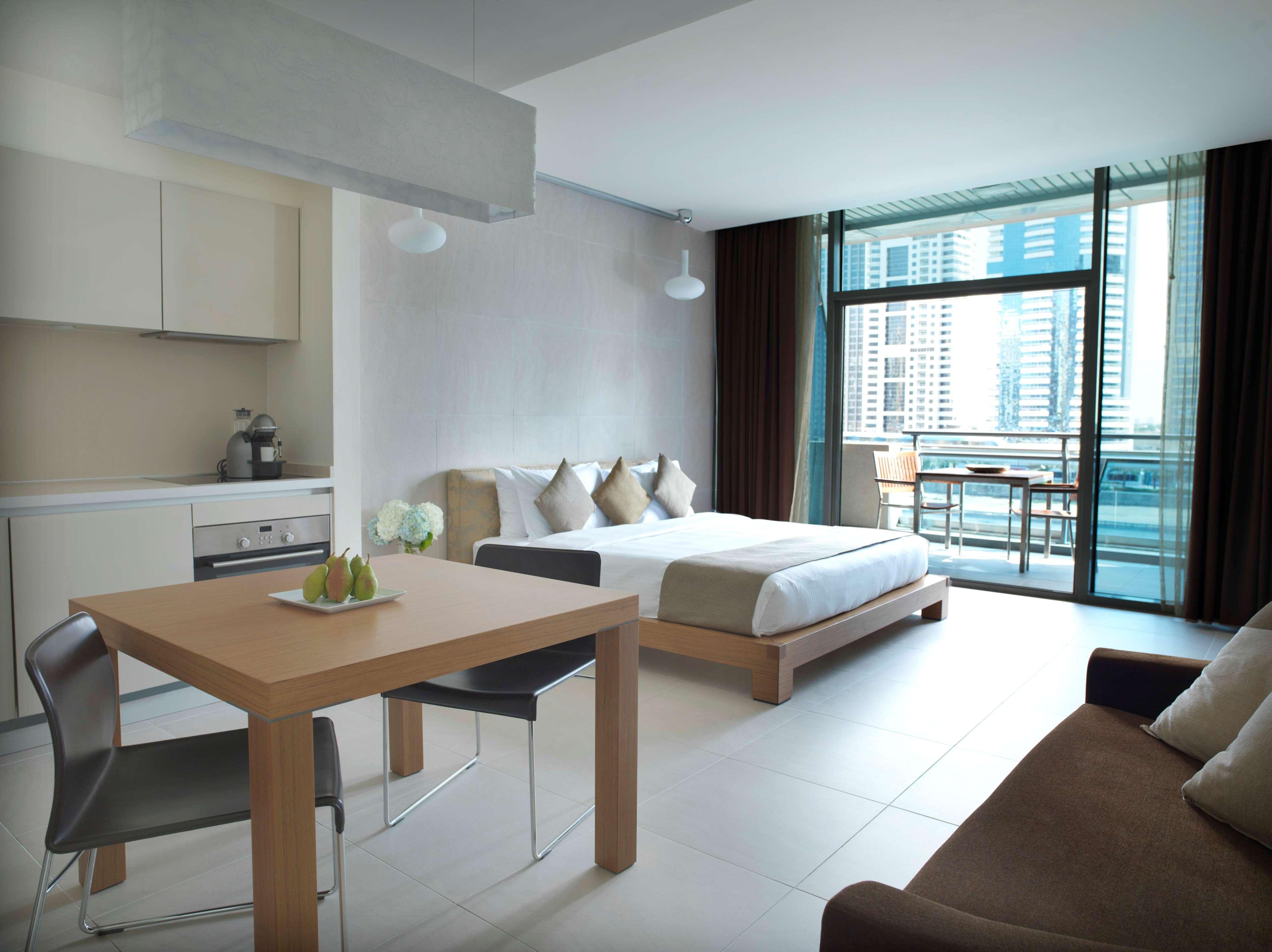 Radisson Blu Residence, Marina Aparthotel Dubai