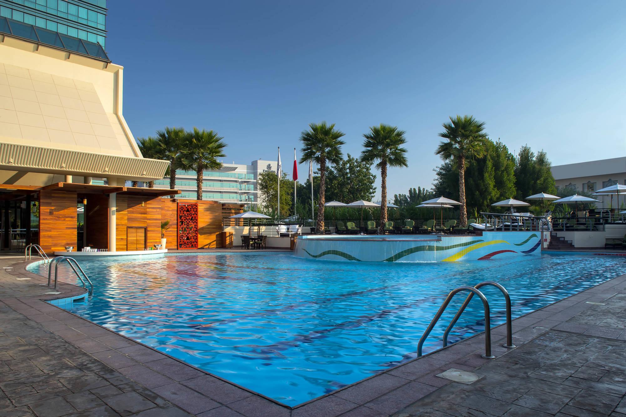 Jumeirah Creekside Hotel 5*