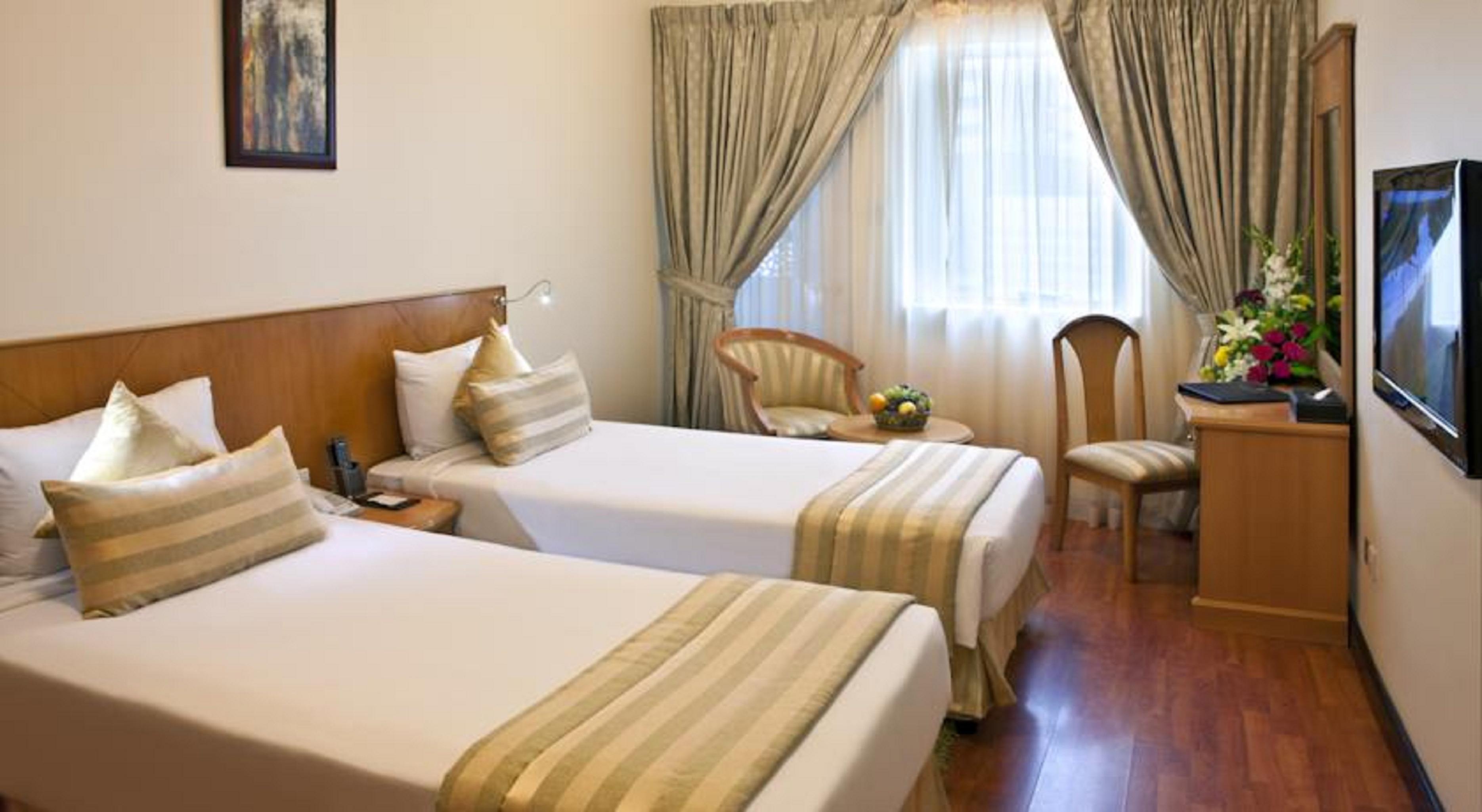 Landmark Plaza Hotel