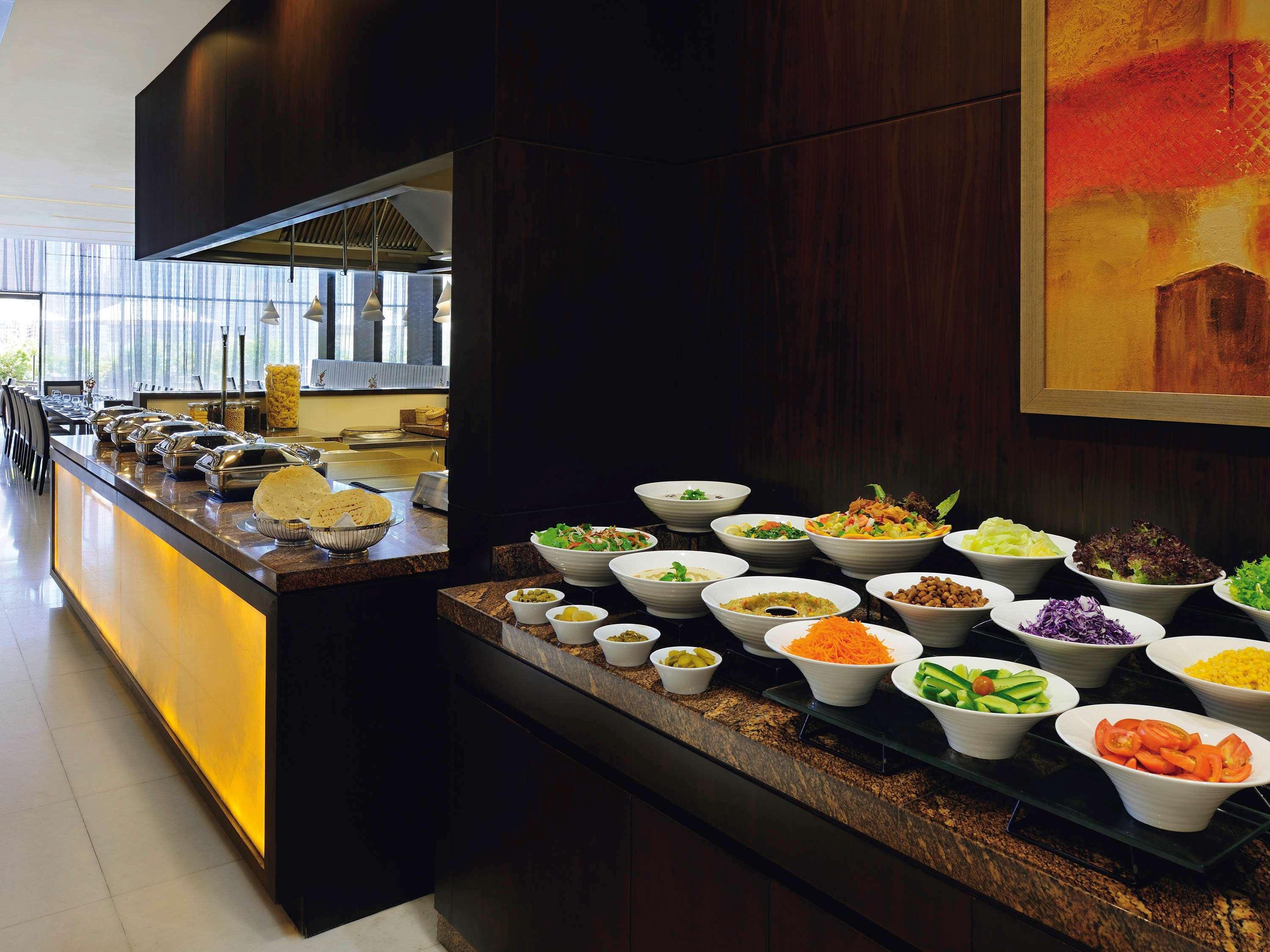 Moevenpick Al Mamzar Aparthotel Dubai