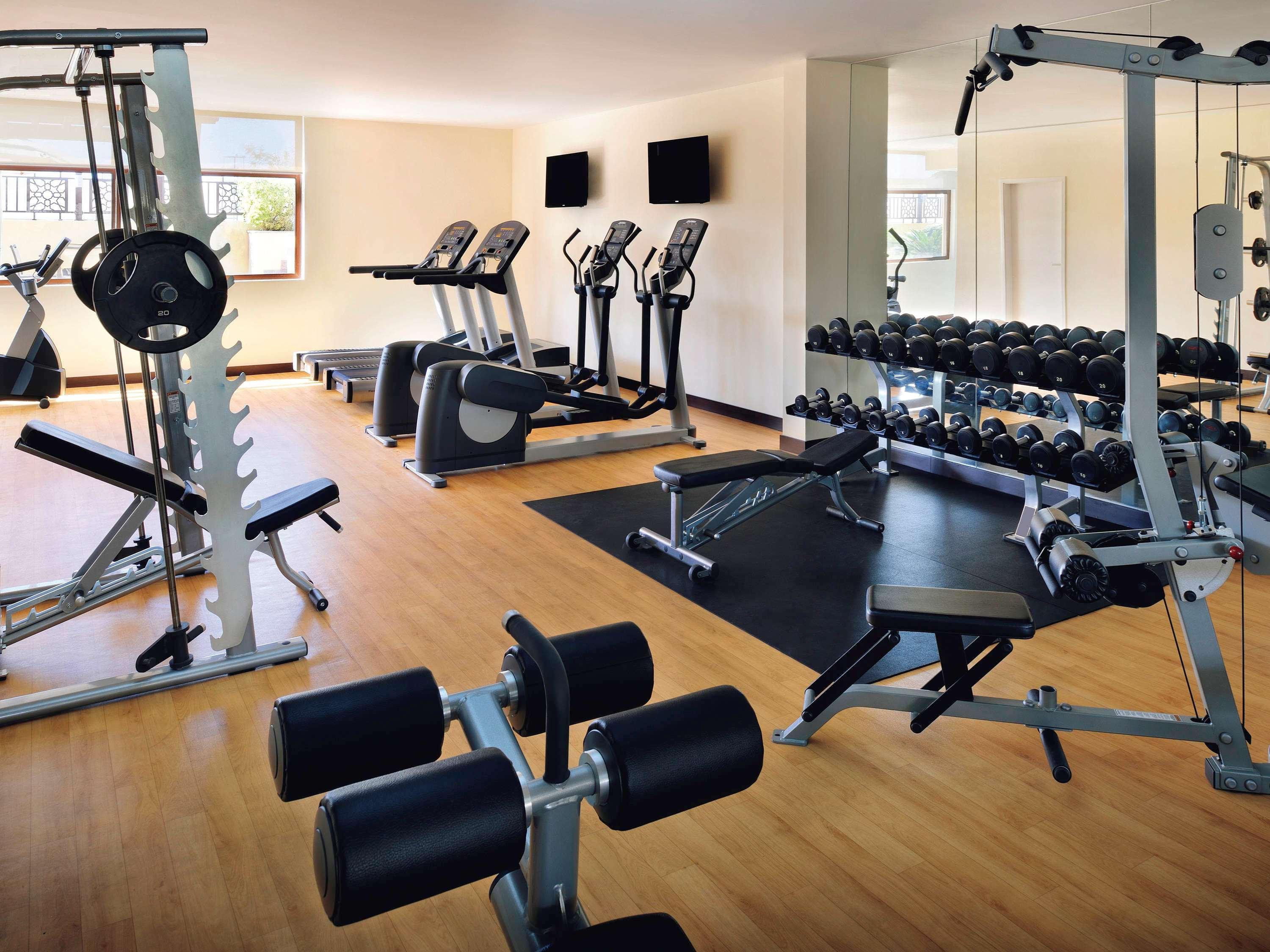 Moevenpick Al Mamzar Aparthotel