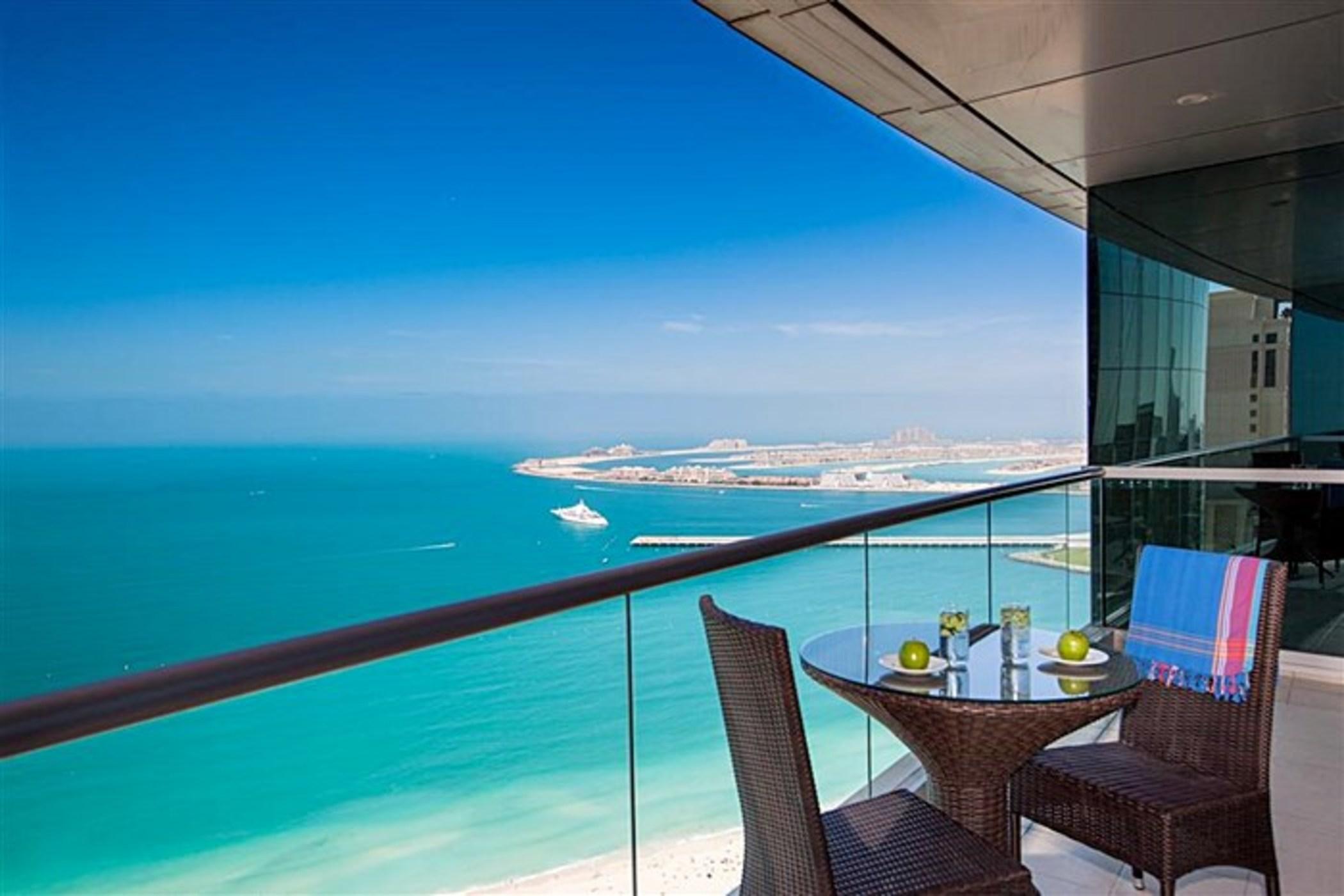 Blue Tower The Walk Jbr Dubai