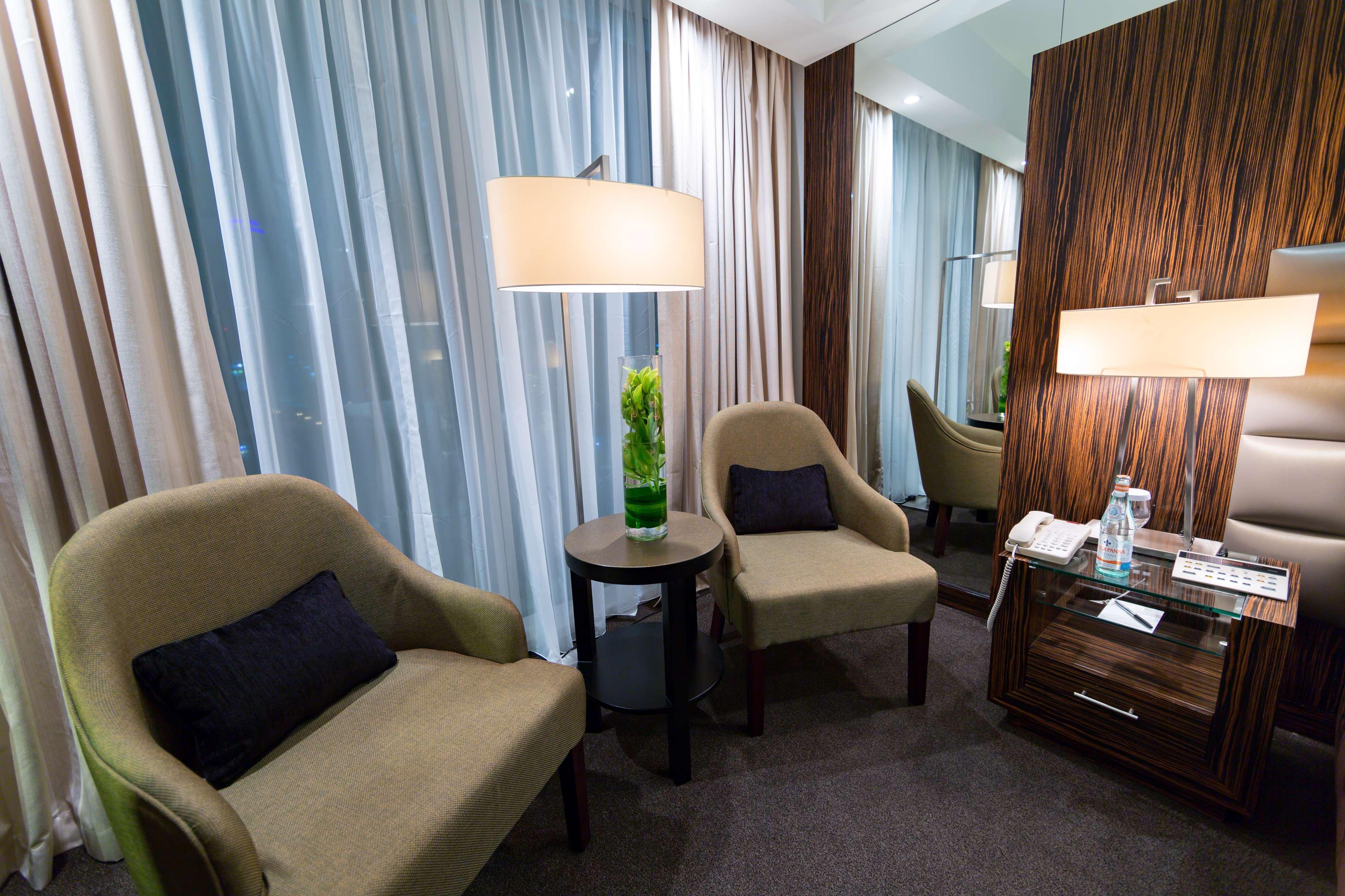 Voco - Bonnington By Ihg Hotel Dubai