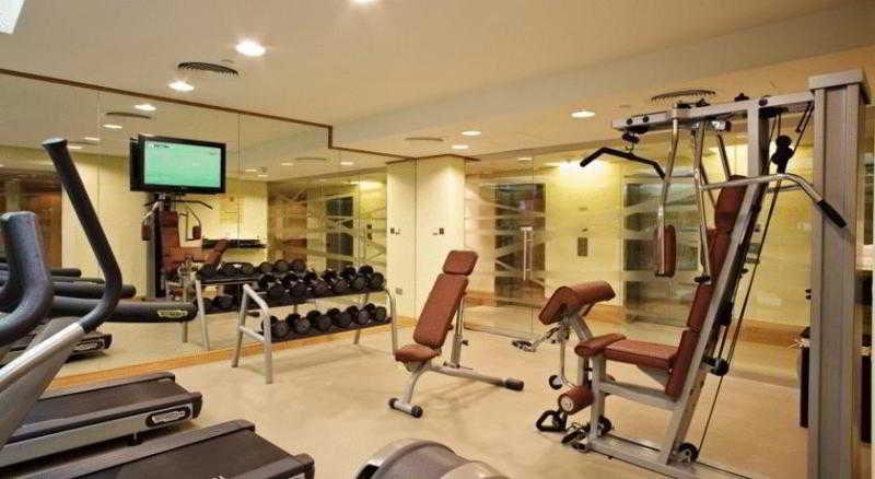 Ibis Al Rigga Hotel 3*
