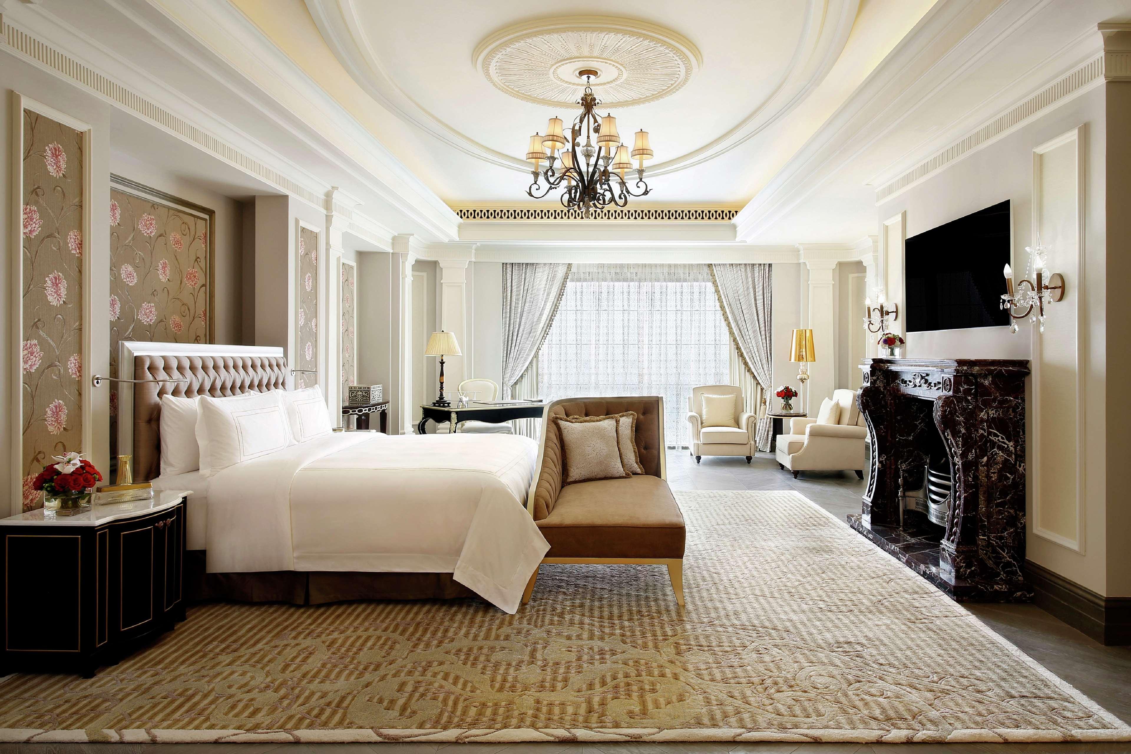 Al Habtoor Palace - Preferred & 5*