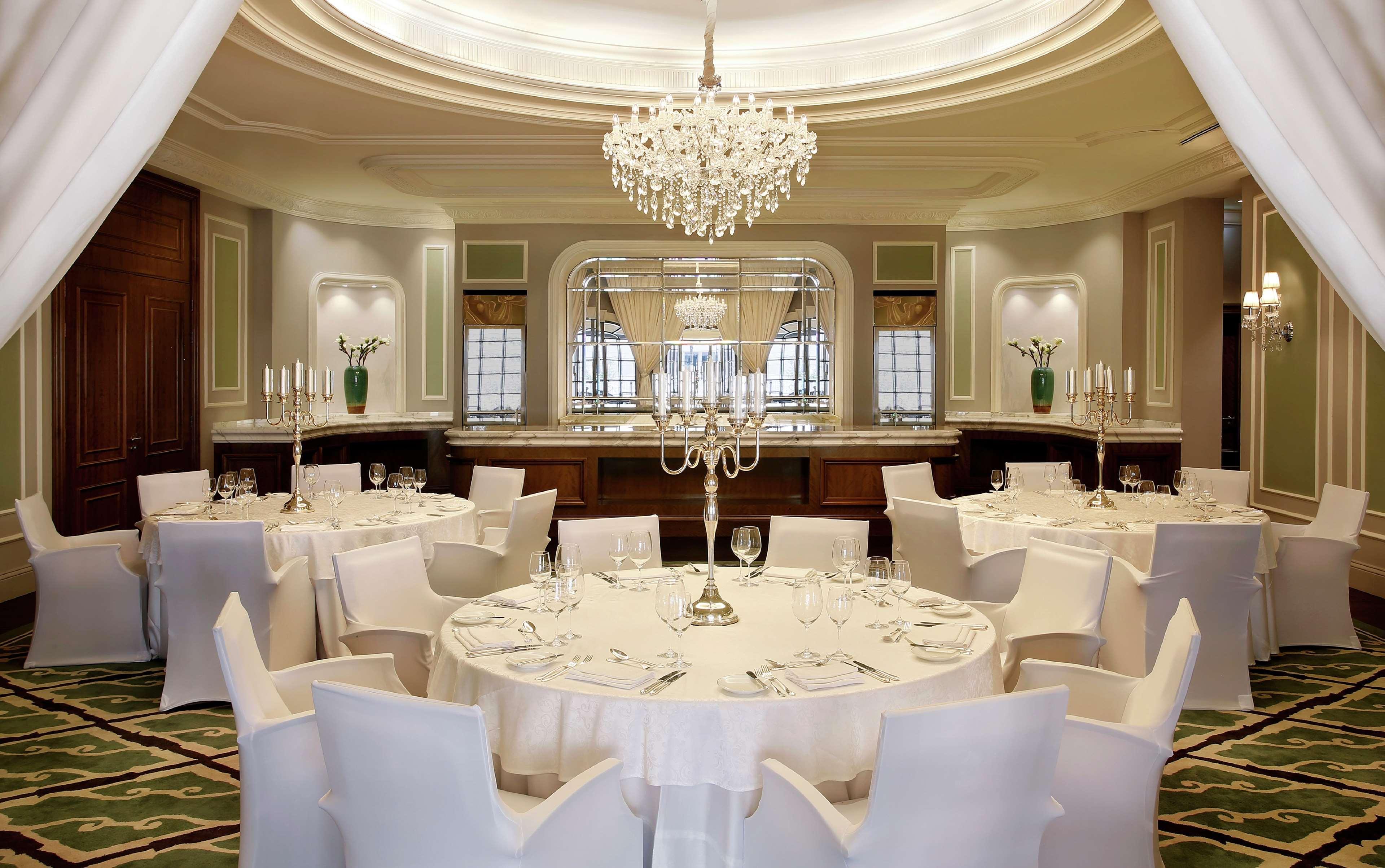 Hotel Al Habtoor Palace - Preferred & Dubai
