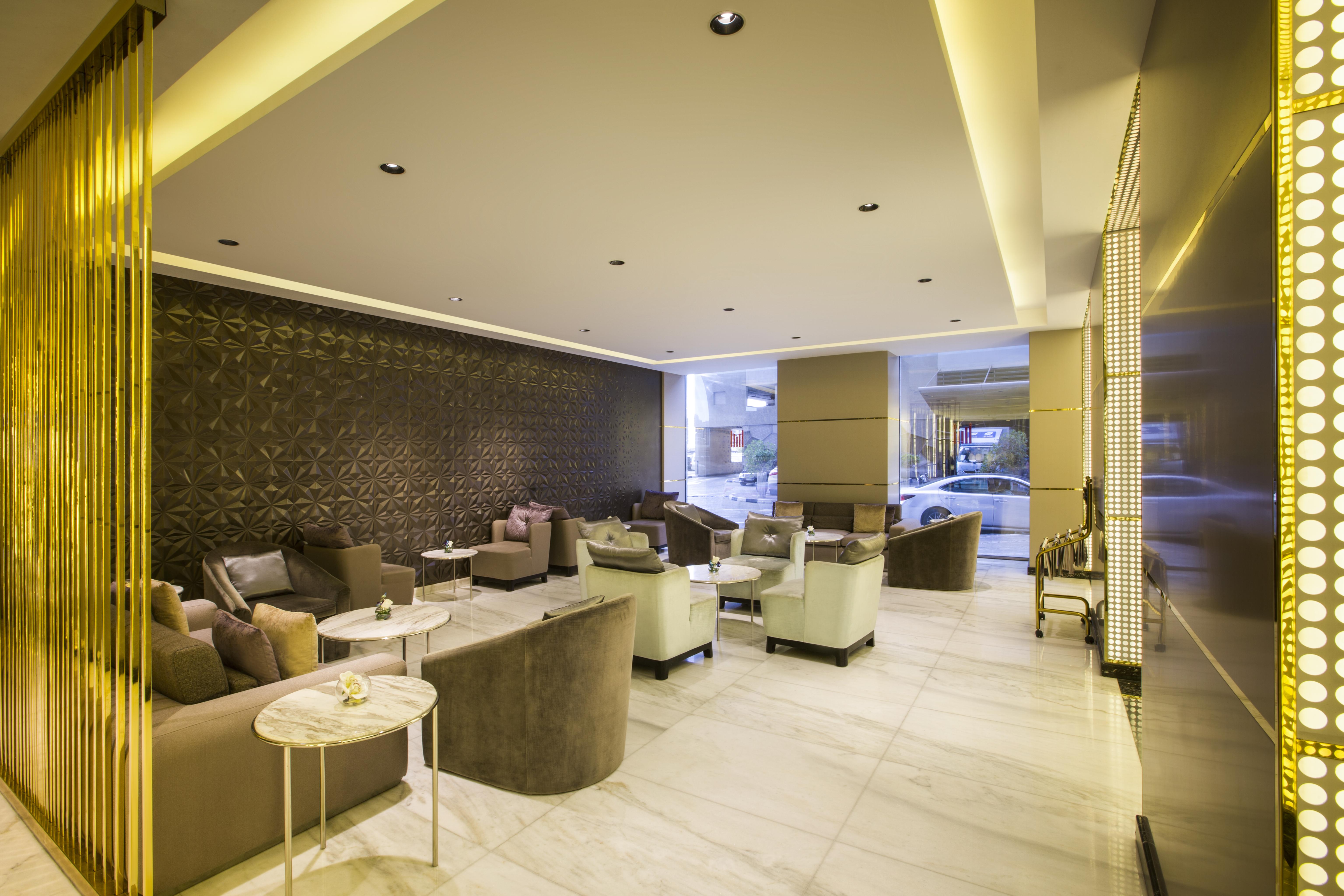 The Tower Plaza Hotel 5*
