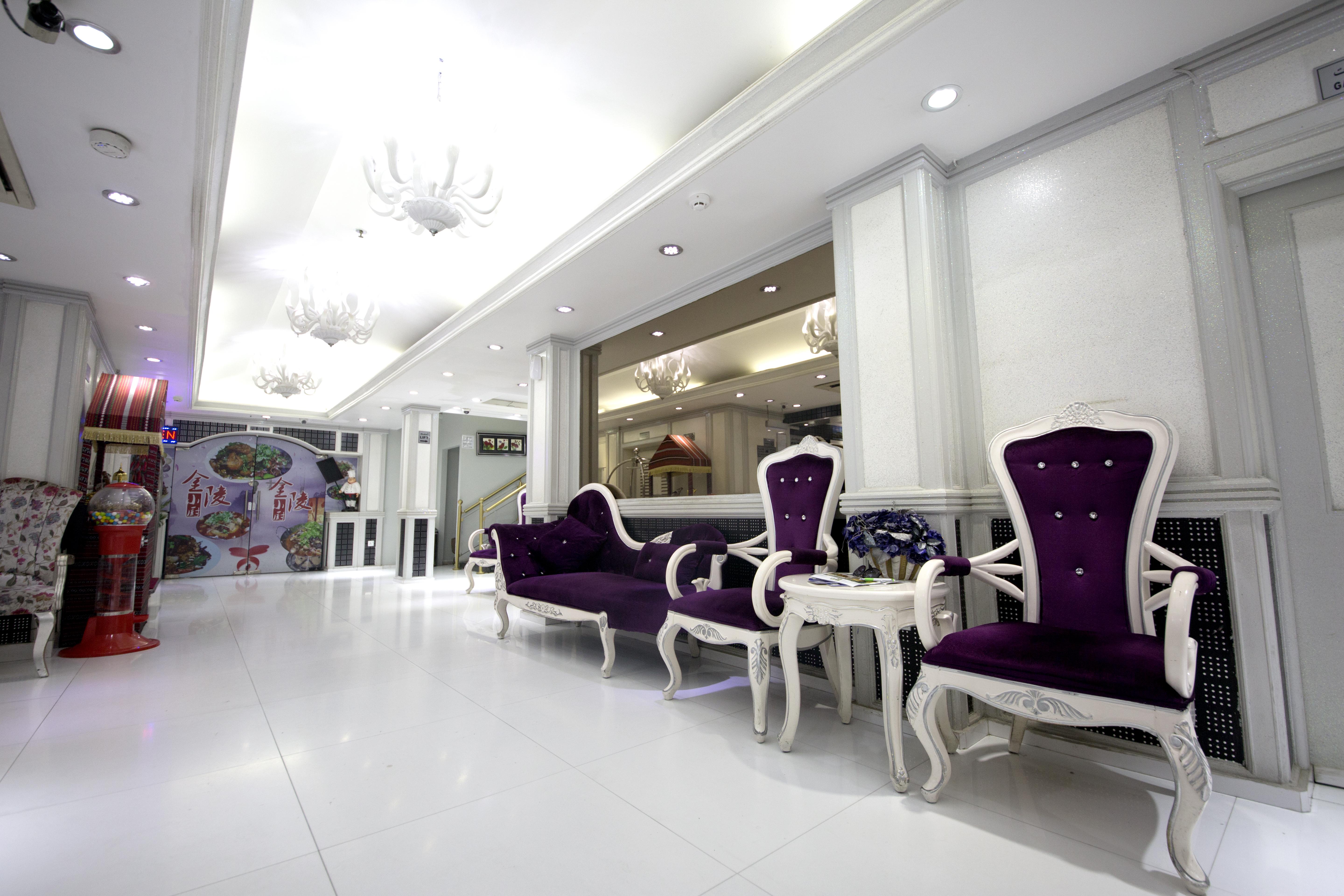 White * Dubai