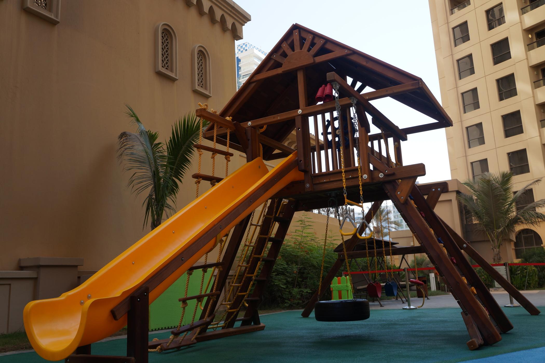 Hotel Moevenpick Jumeirah 5*