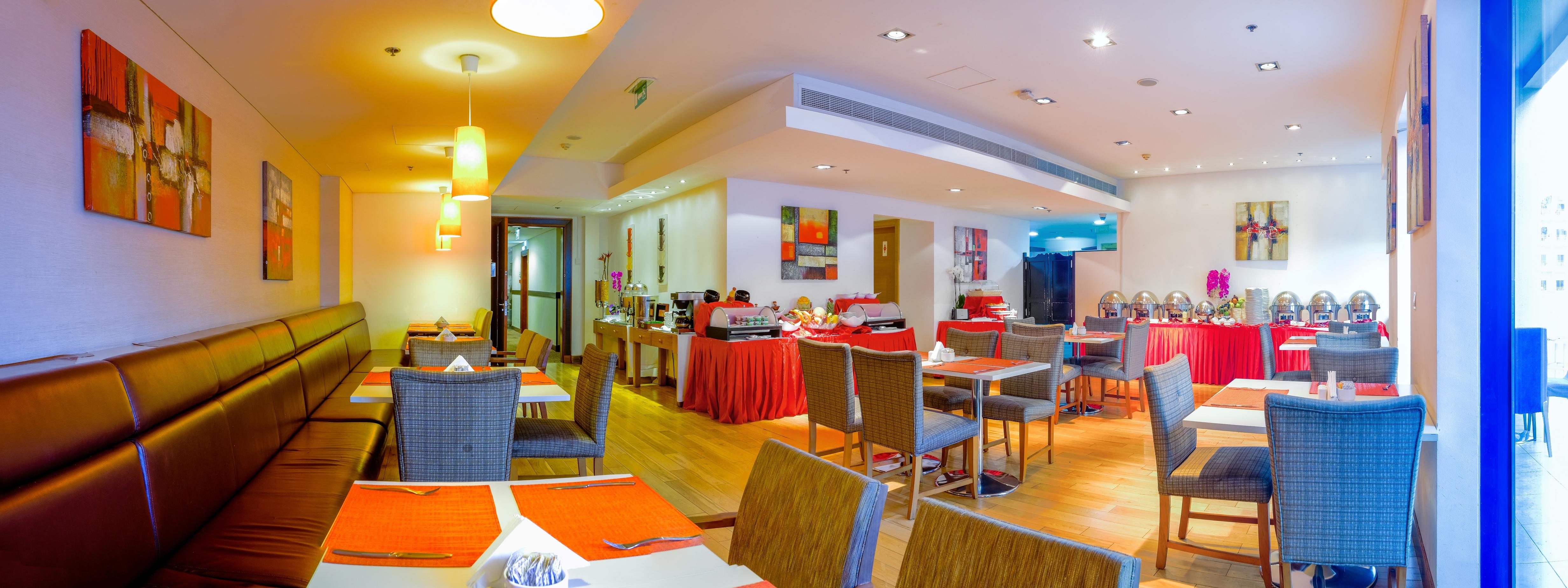 Nojoum Llc 4*