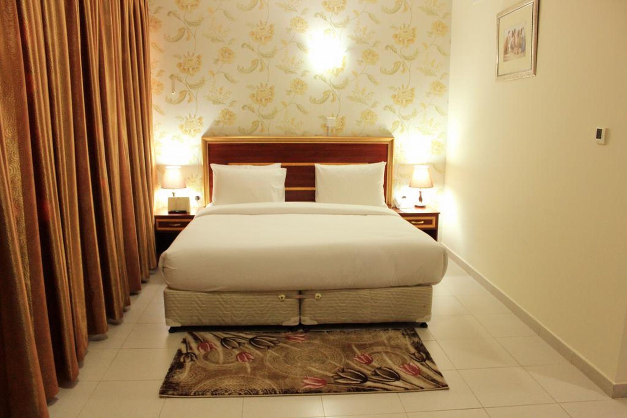 Hotel Montreal Naif 2*