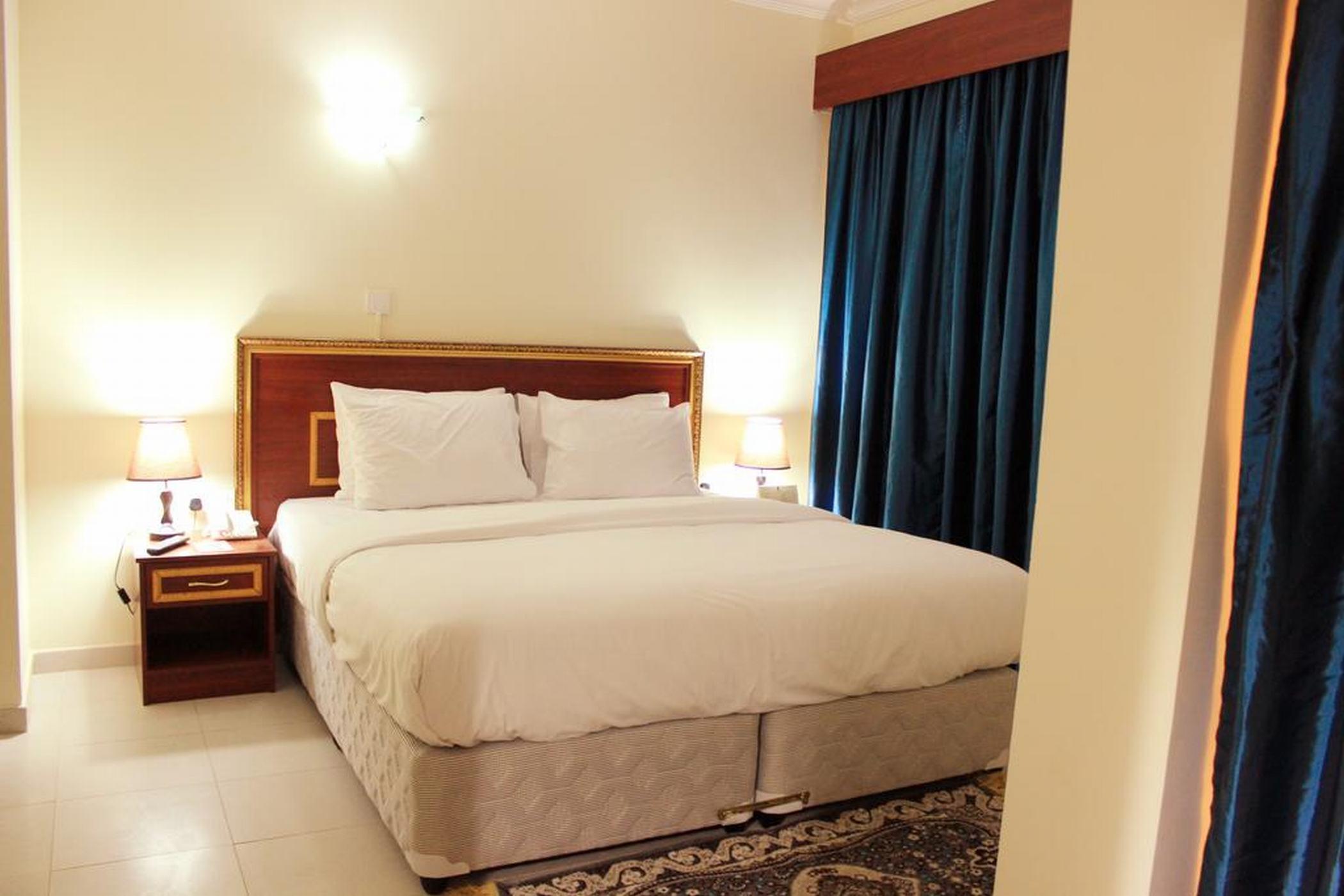 Hotel Montreal Naif 2*