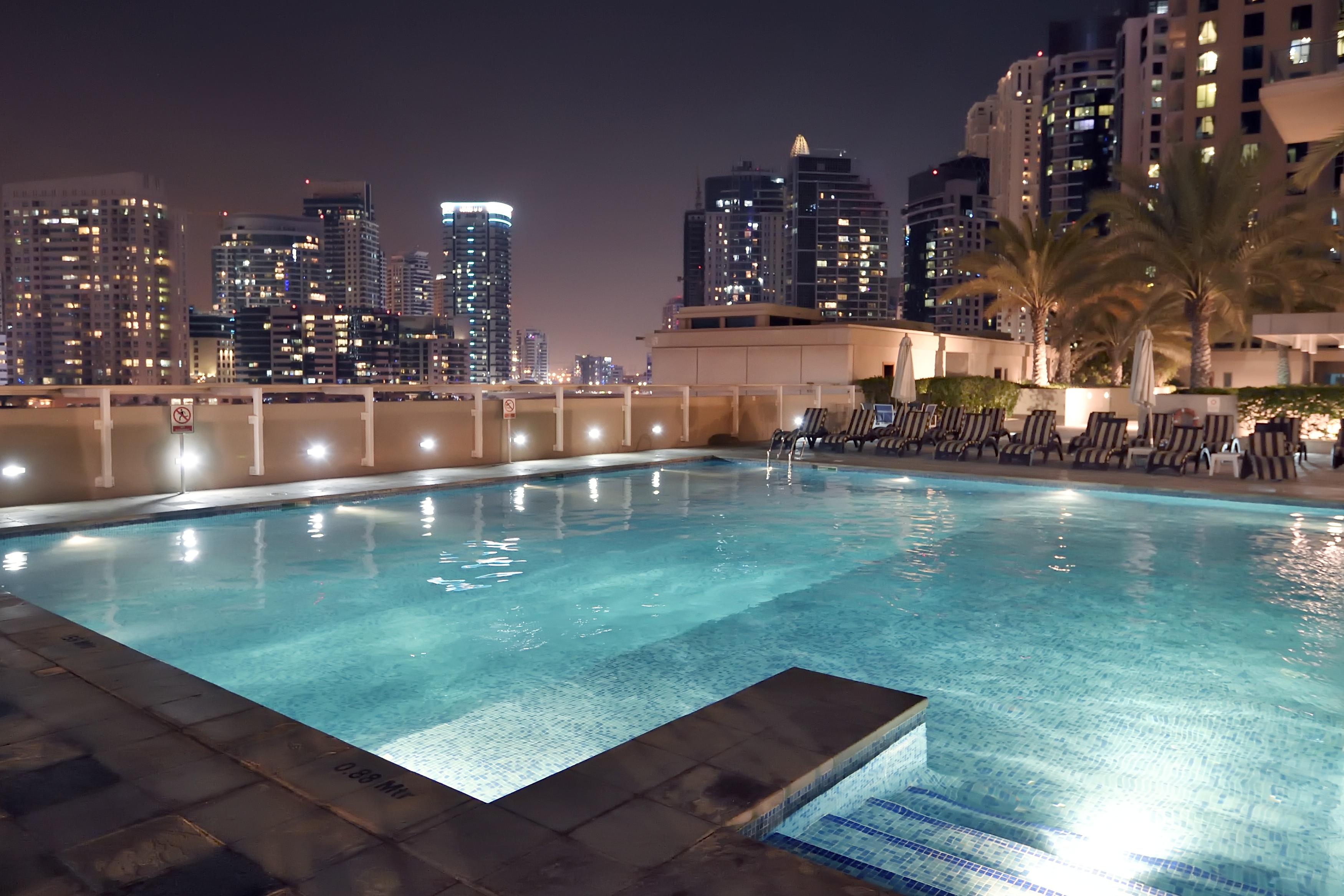 Apartment Dream - Near Marina, Al Sahab Tower *