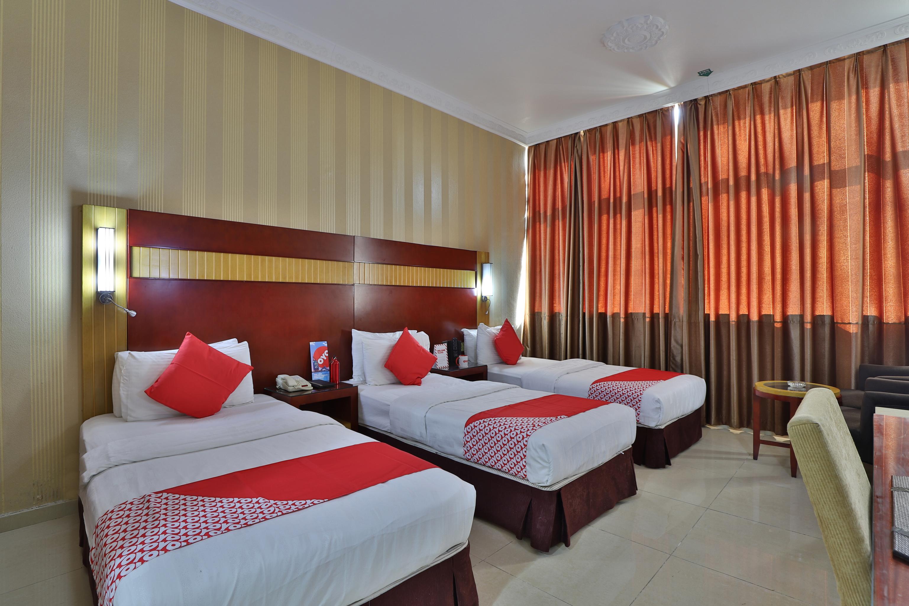 Palette Phoenix Hotel 3*