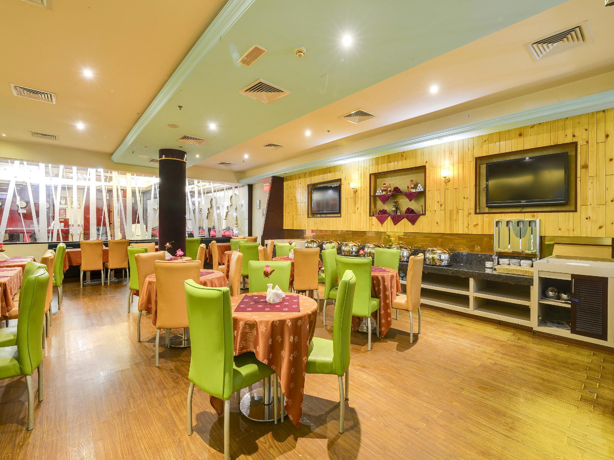 Palette Phoenix Hotel 3*