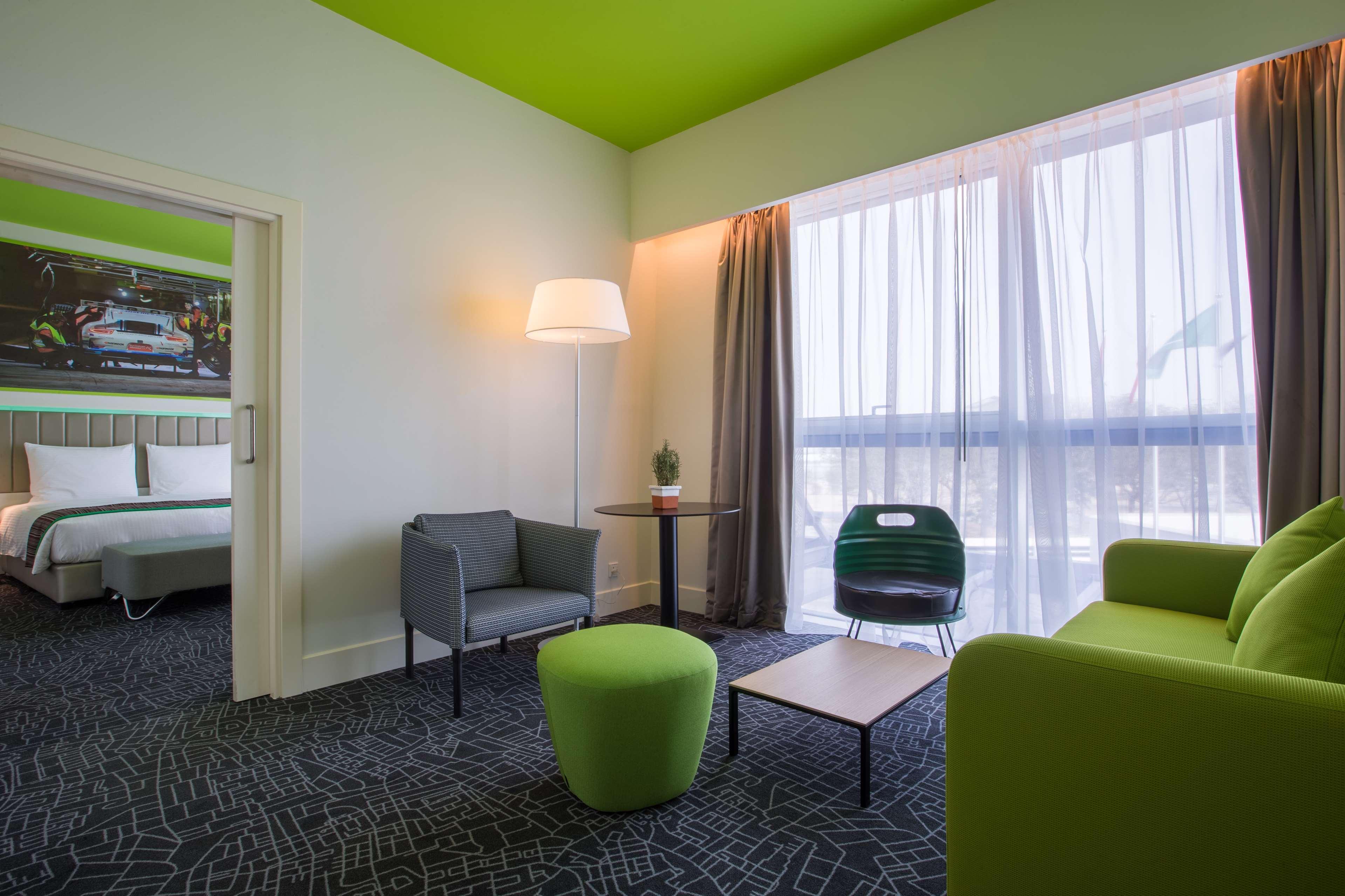 Park By Radisson Motor 4* Dubai