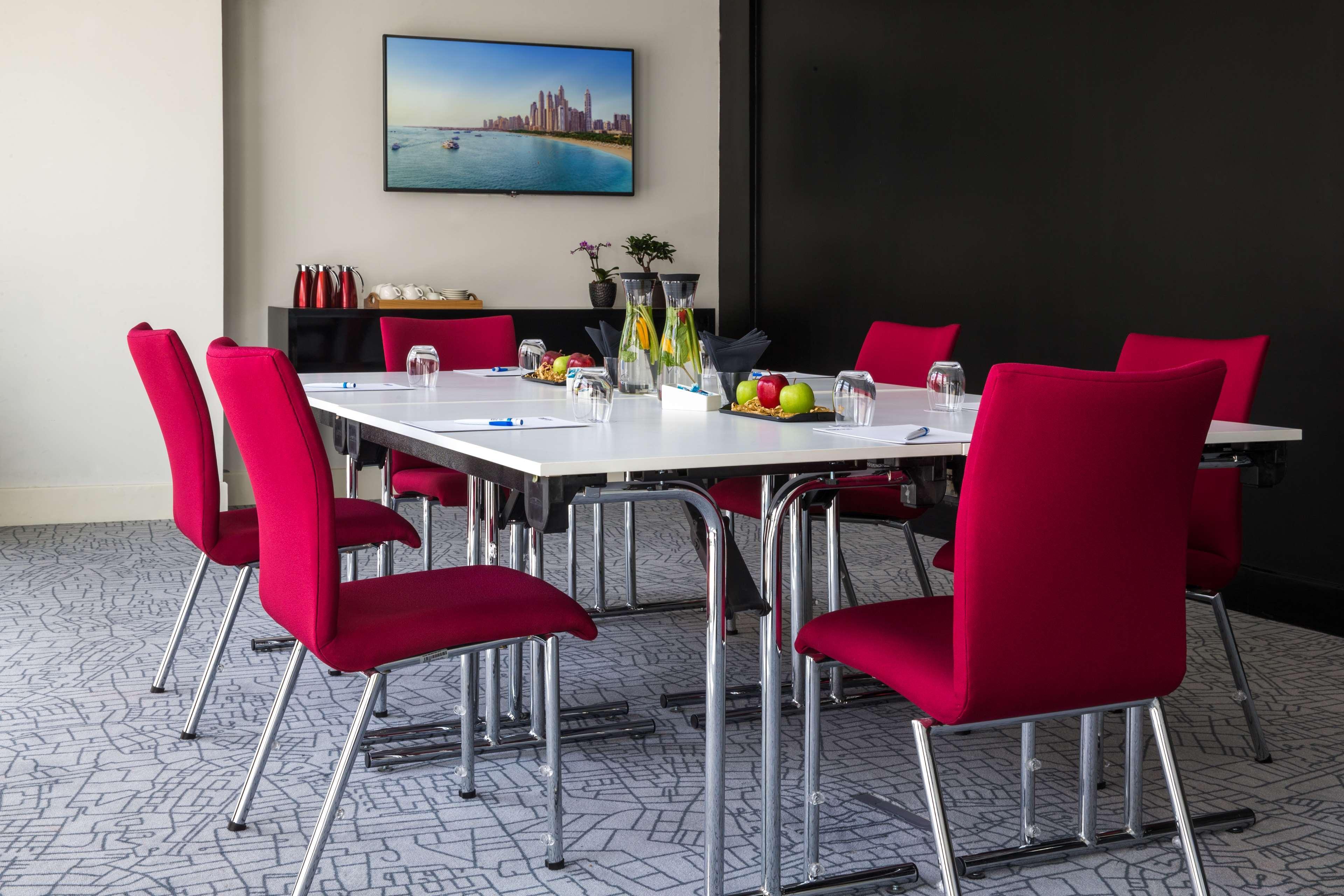 Hotel Park By Radisson Motor Dubai