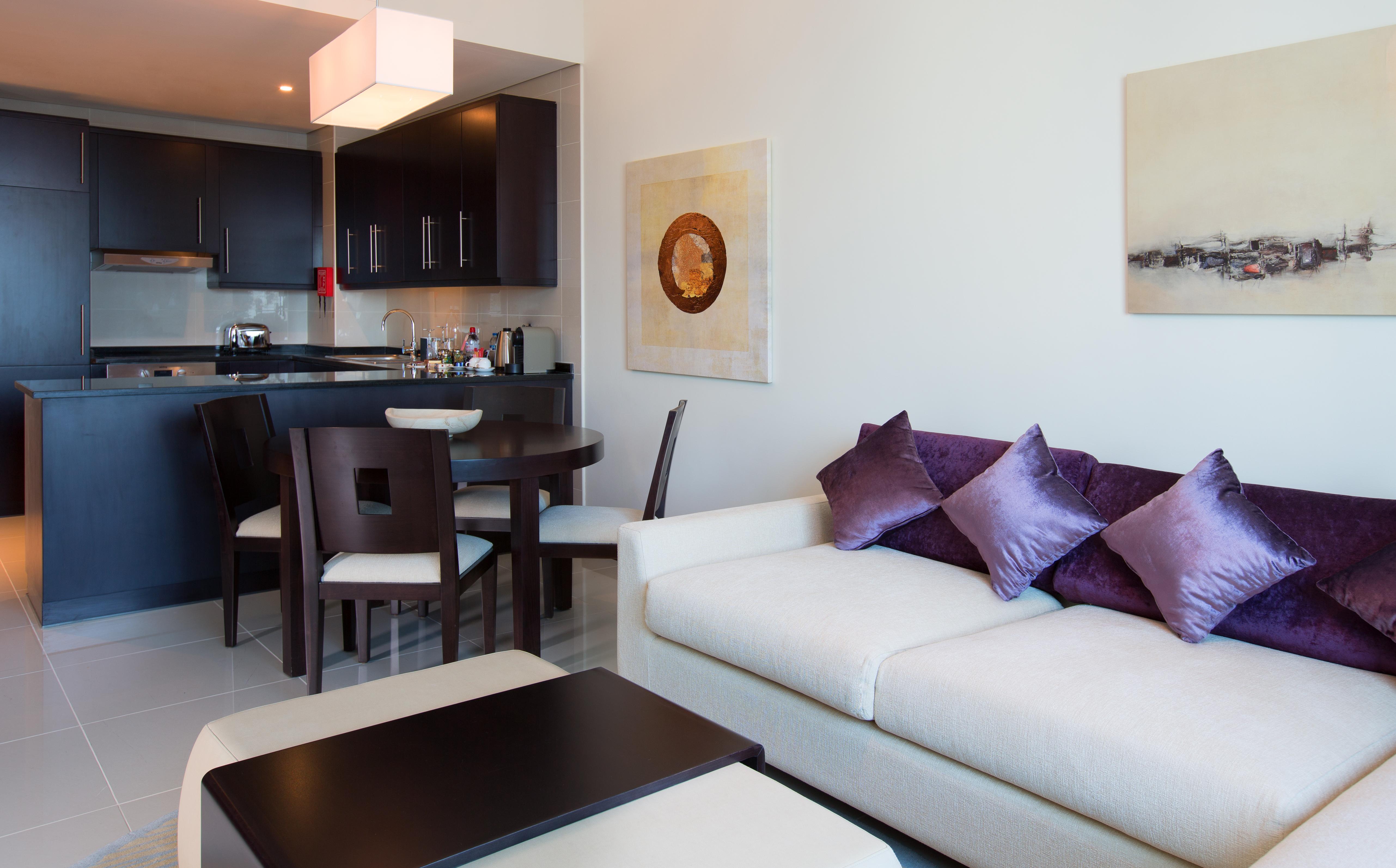 Pullman Jumeirah Lakes Towers Hotel