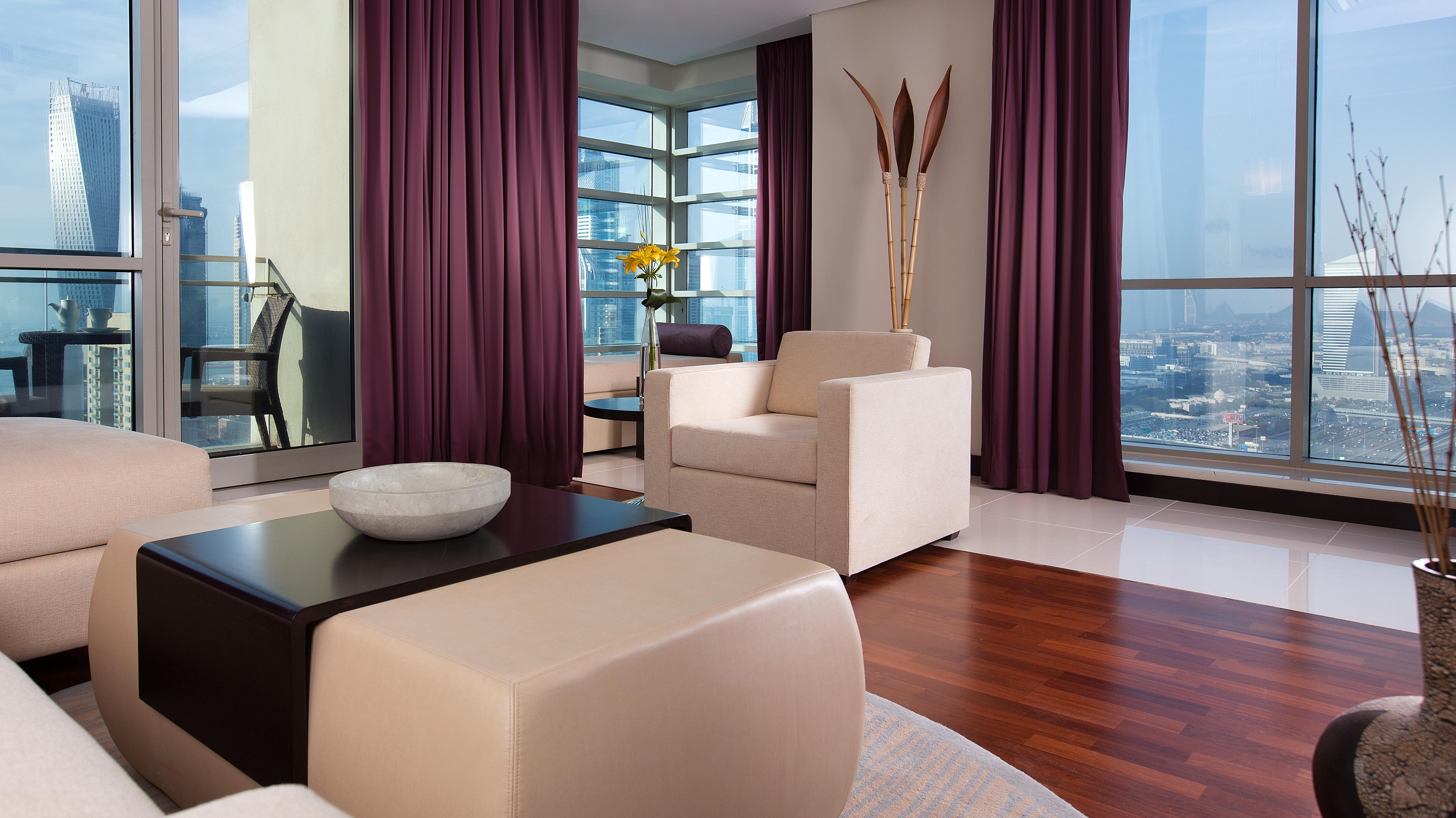 Pullman Jumeirah Lakes Towers Dubai